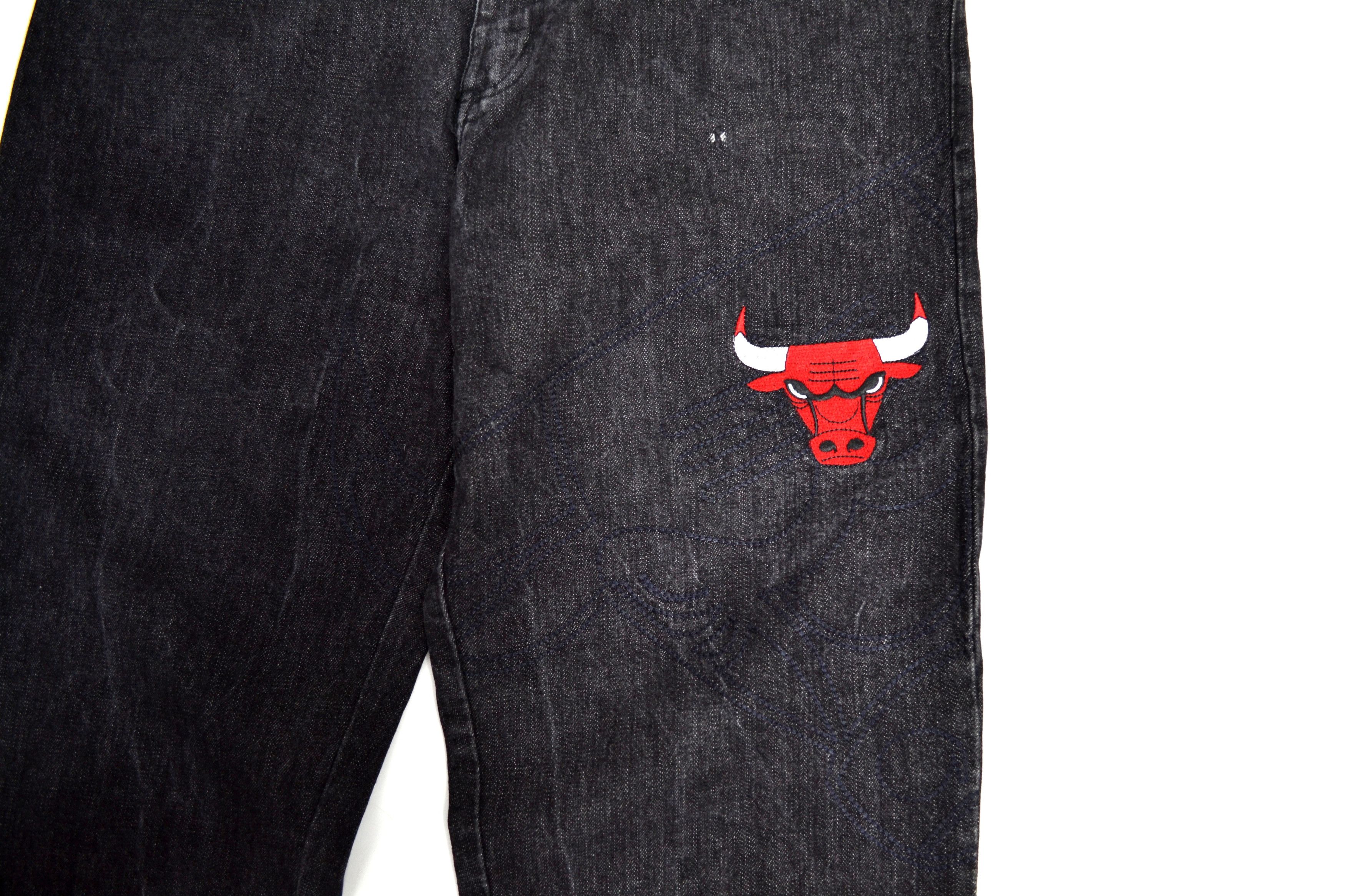 NBA × Vintage Vintage NBA Chicago Bulls Size US 32 / EU 48 - 5 Thumbnail