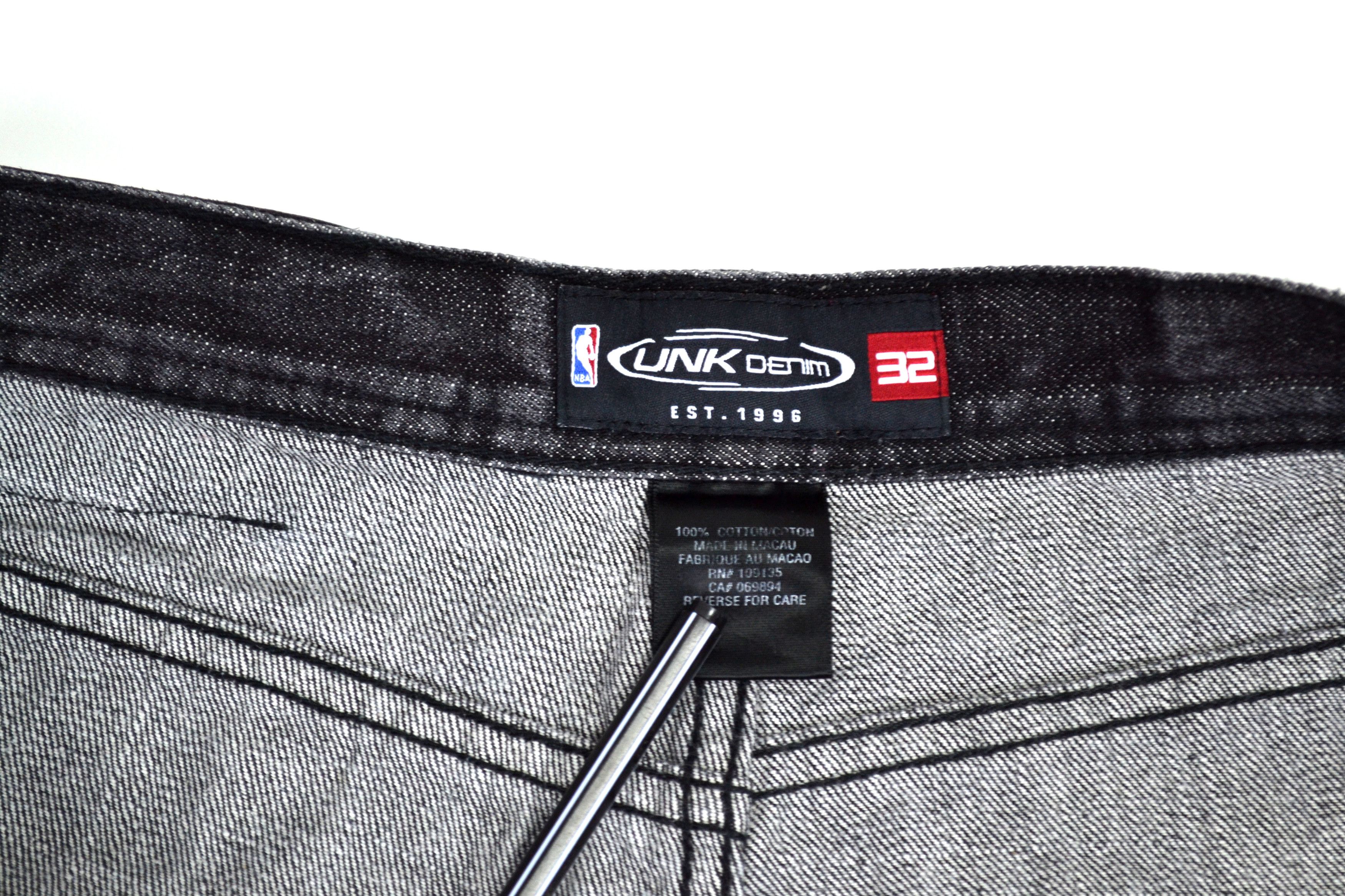 NBA × Vintage Vintage NBA Chicago Bulls Size US 32 / EU 48 - 10 Thumbnail