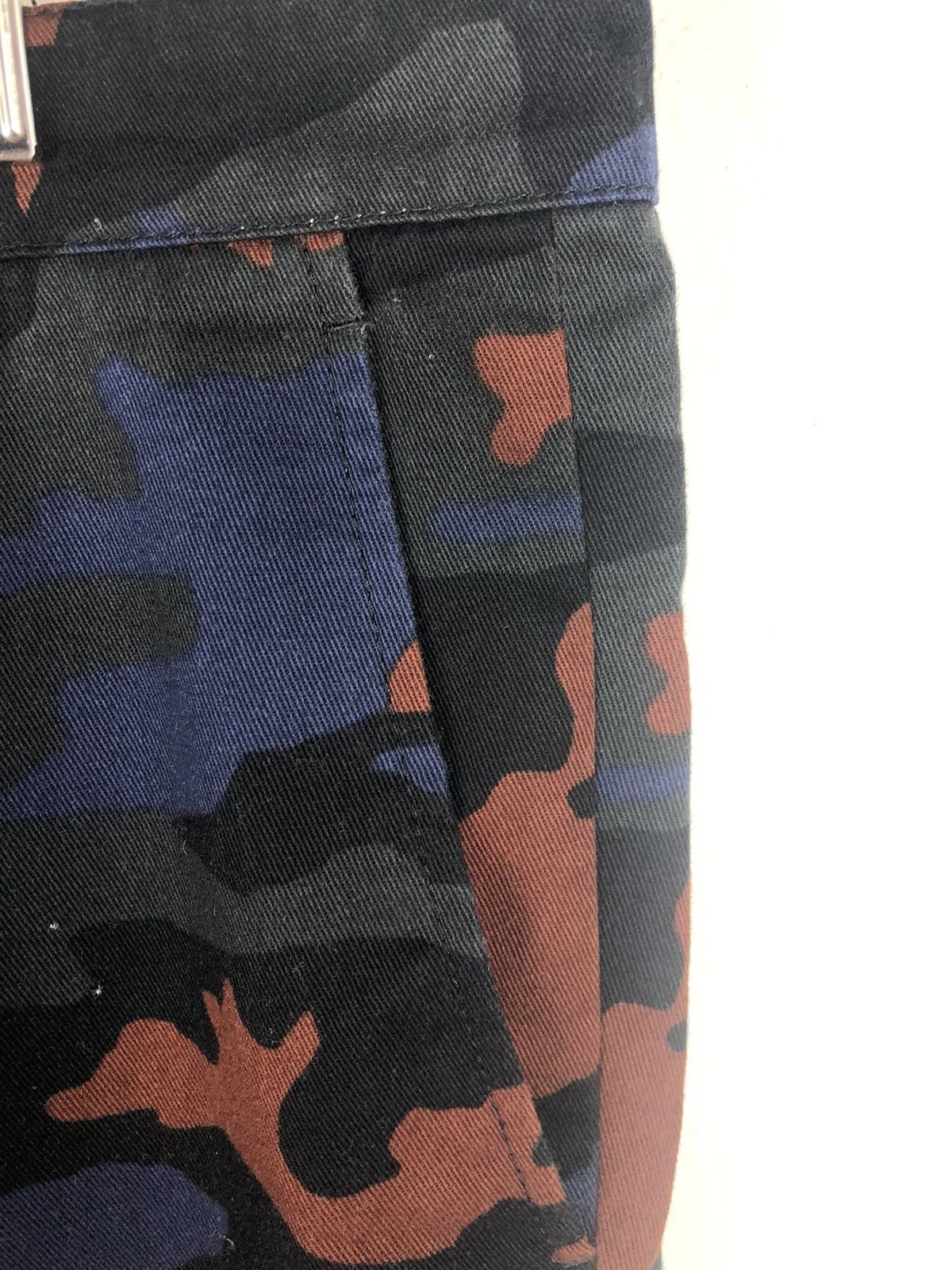Givenchy Givenchy HDG khakis camo pants Size US 36 / EU 52 - 3 Thumbnail