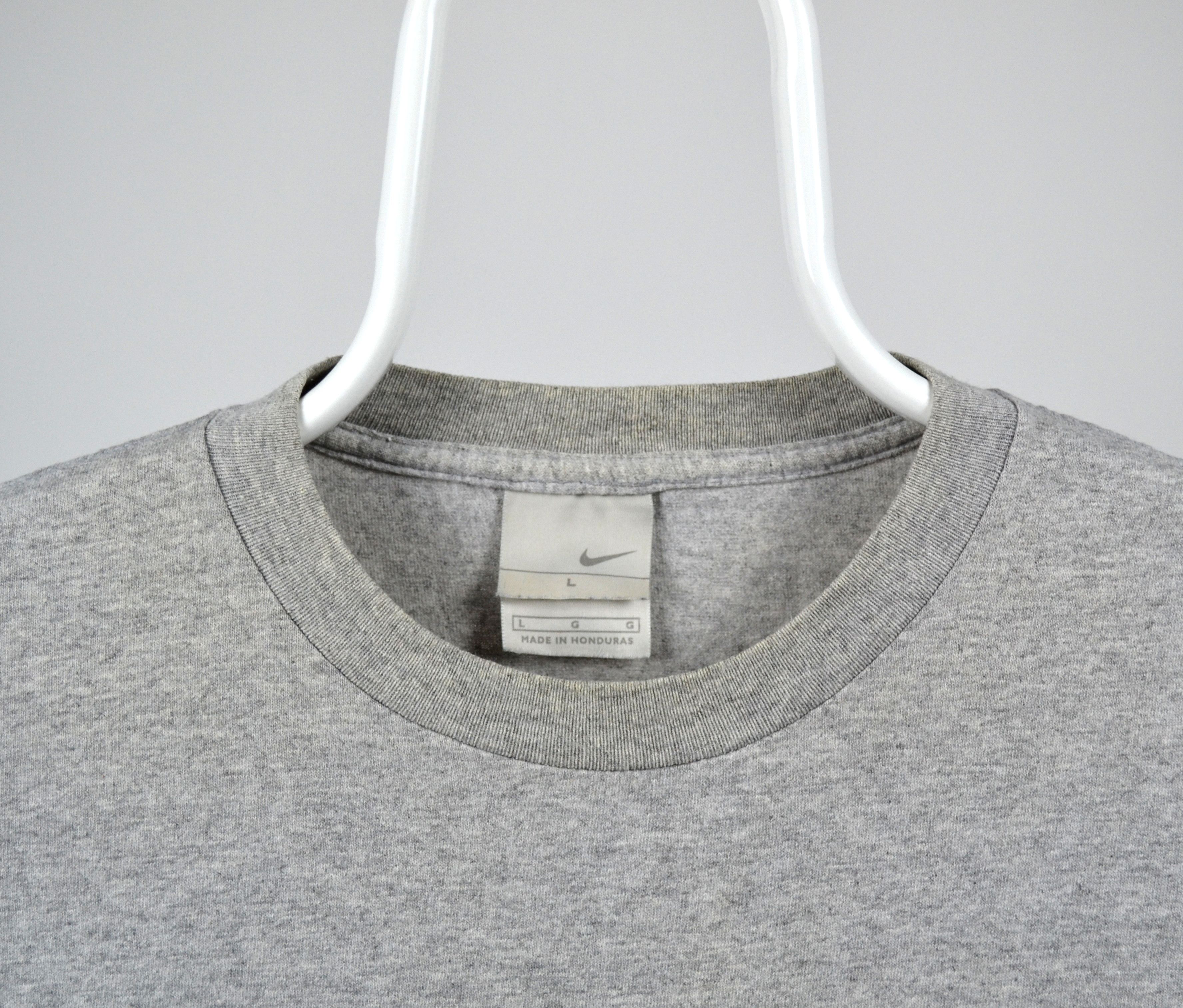 Nike × Vintage Vintage Nike T-shirt Mini Swosh Size US L / EU 52-54 / 3 - 2 Thumbnail