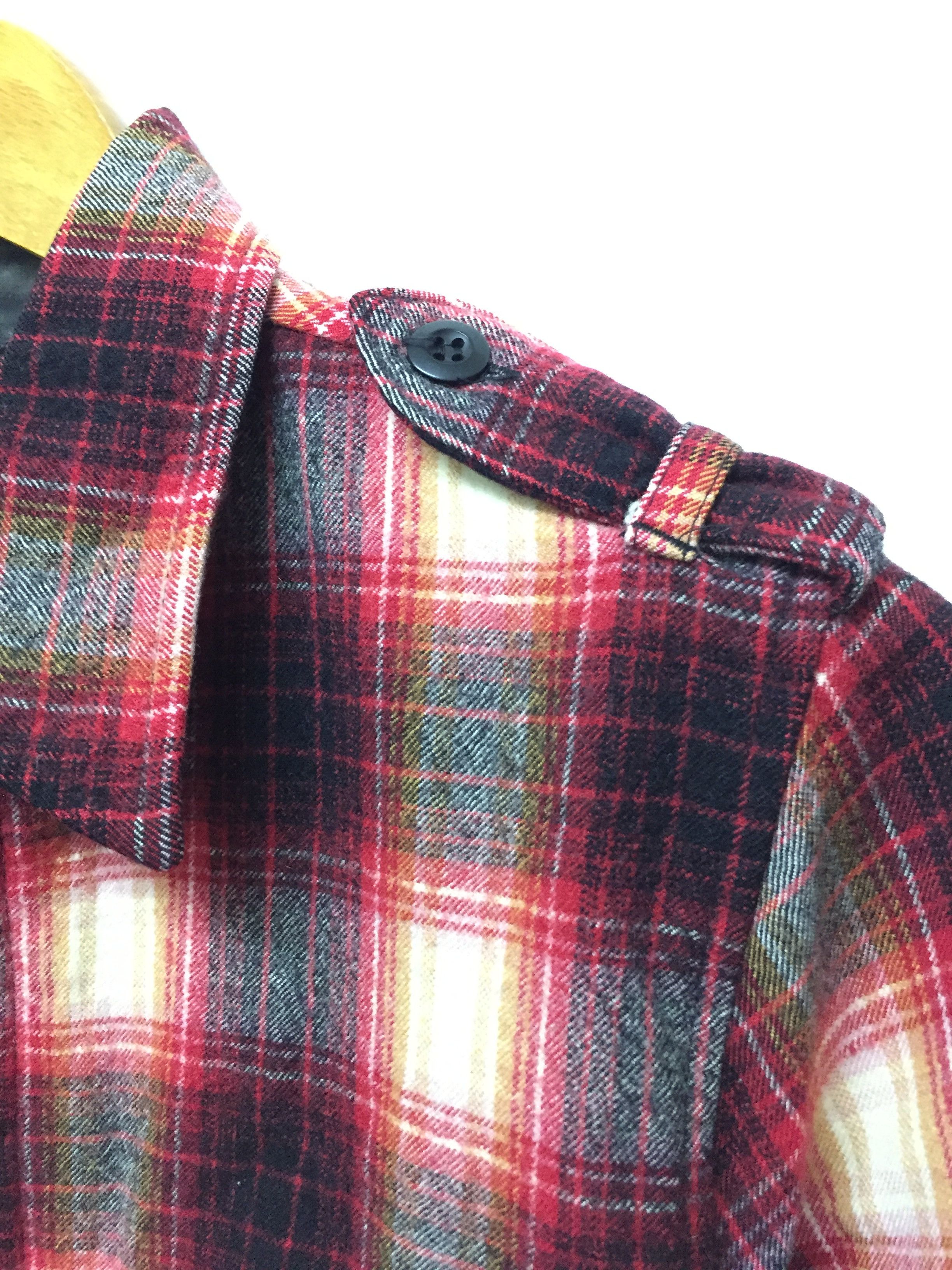DISCOVERED Discovered japan tartan Cobain travis scott flannel Size US S / EU 44-46 / 1 - 6 Thumbnail