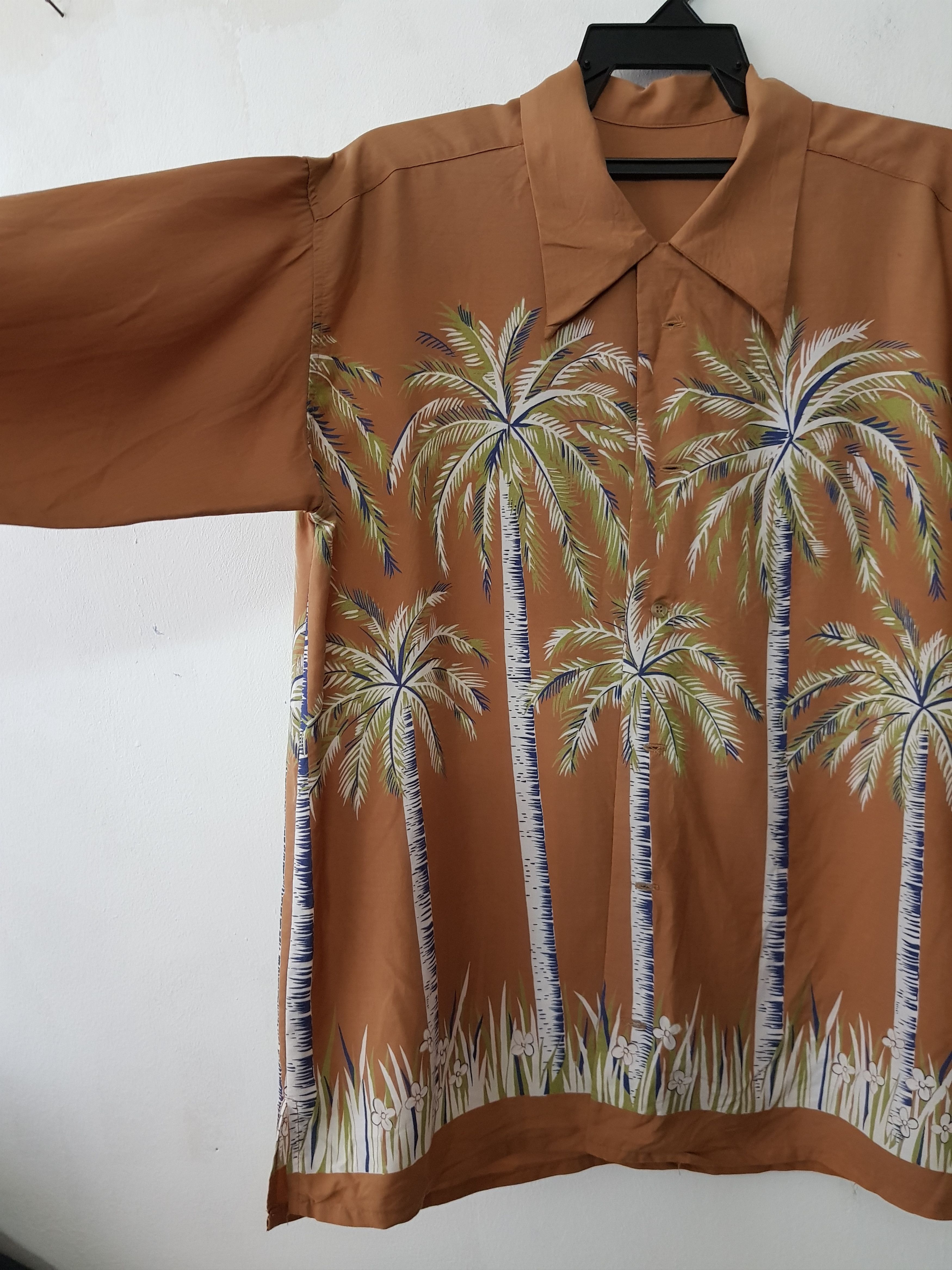 Vintage RARE. 100 % RAYON , BROWN COCONUT TREES HAWAIIAN SHIRT Size US M / EU 48-50 / 2 - 1 Thumbnail