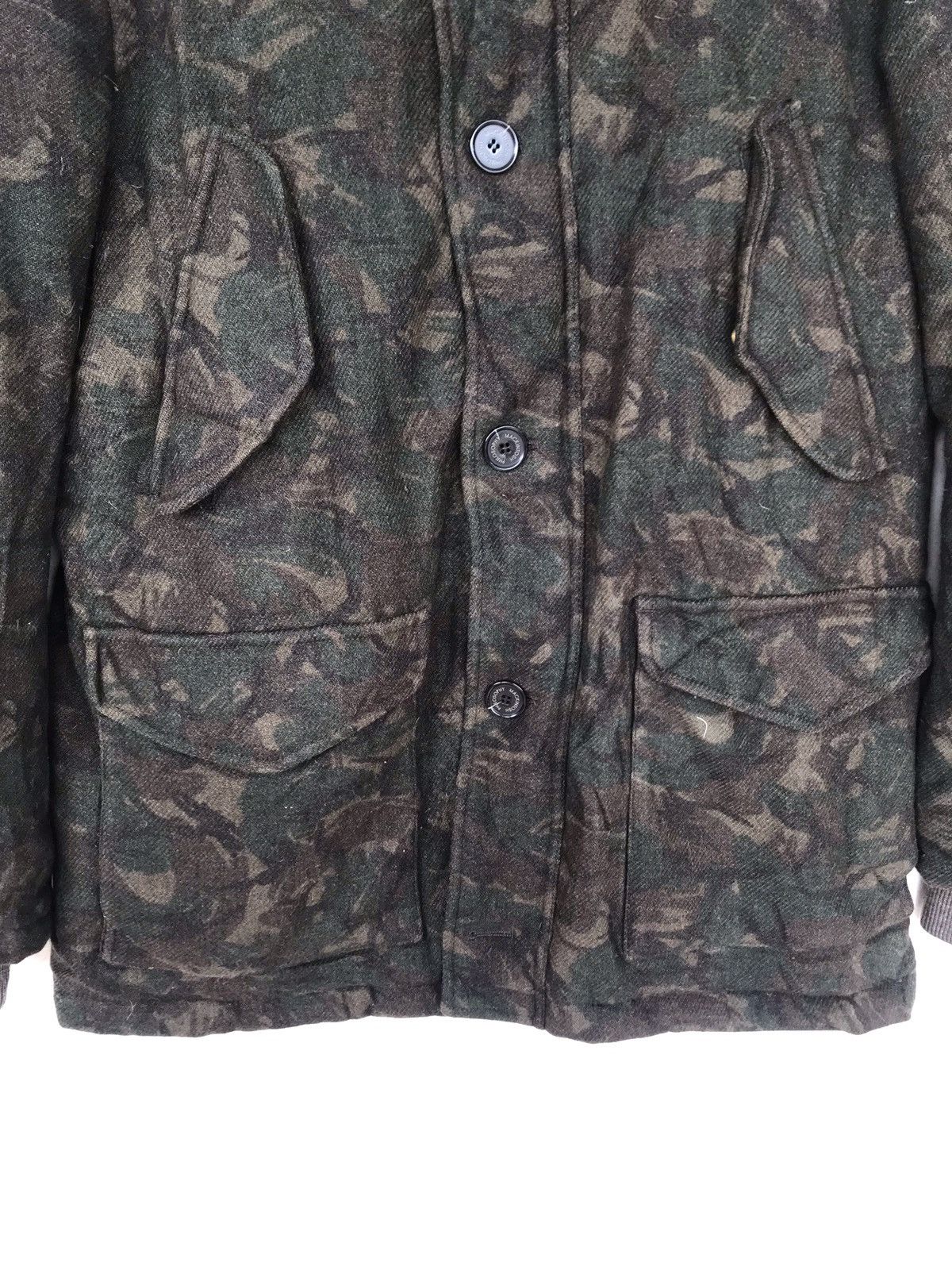 Mackintosh Camo green padded parkas. Size US L / EU 52-54 / 3 - 3 Thumbnail