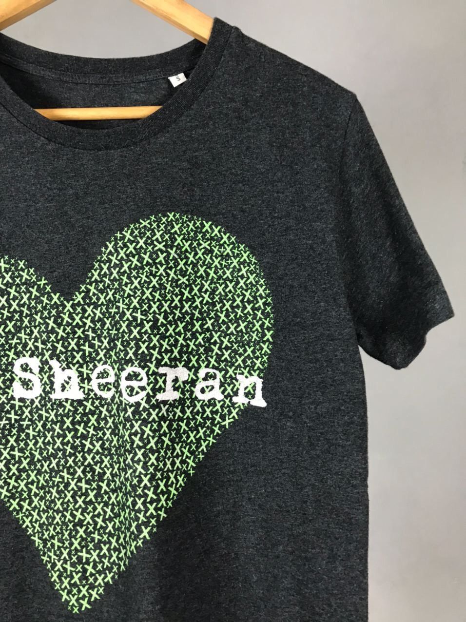 Band Tees × Vintage Ed Sheeran Vintage Band Tee Size US S / EU 44-46 / 1 - 2 Thumbnail