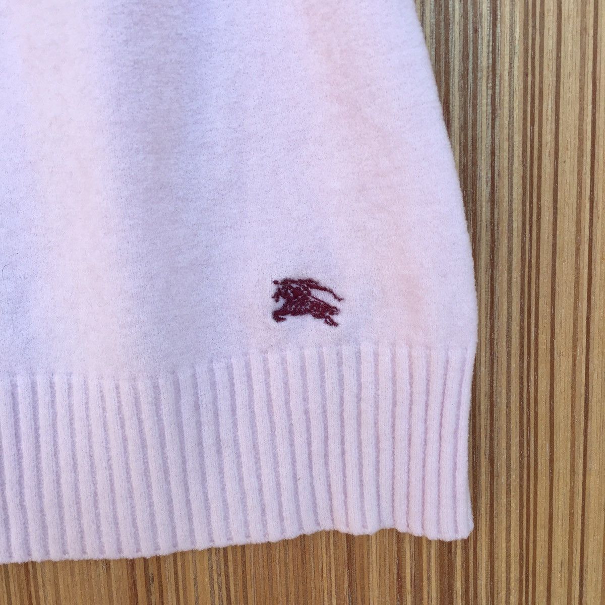 Burberry Vintage Burberry London Embroidery Logo T-shirt Size S / US 4 / IT 40 - 6 Thumbnail