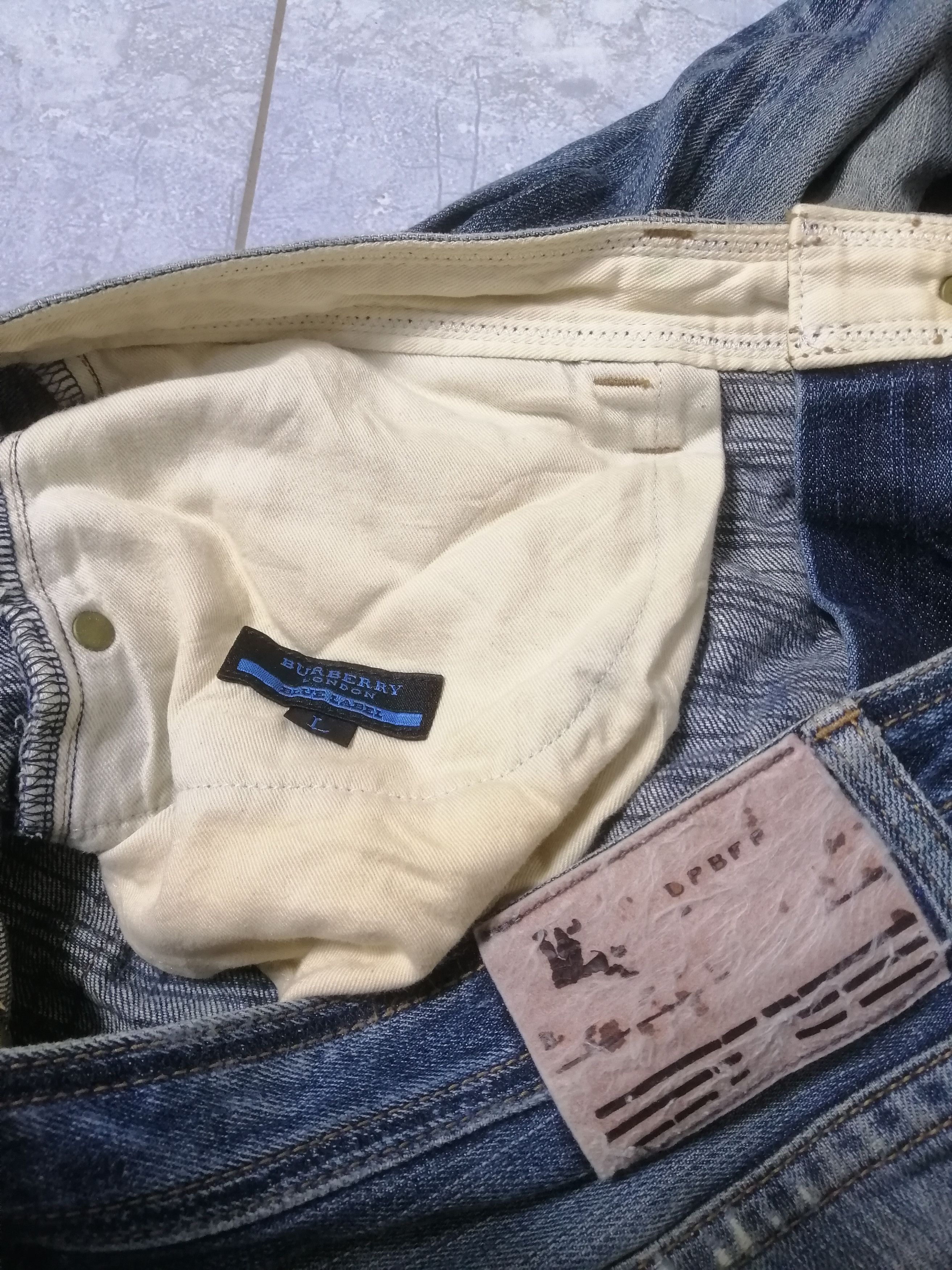 Burberry Burberry Checked Jeans Distressed Straight Fit Size US 34 / EU 50 - 6 Thumbnail