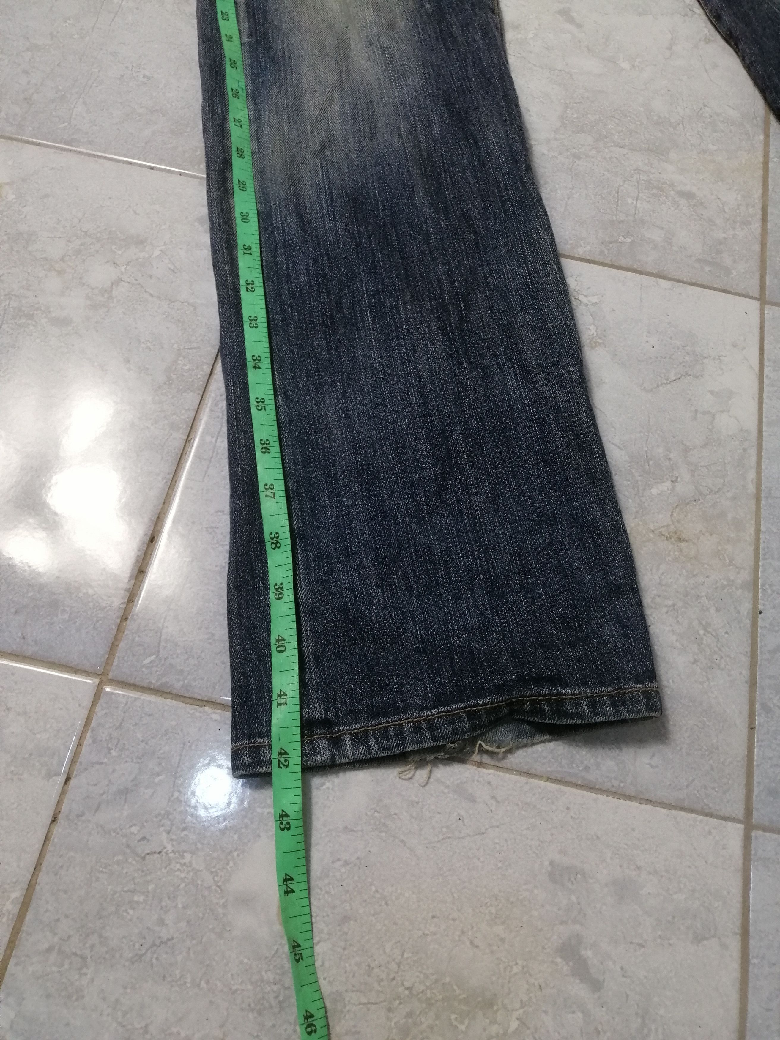 Burberry Burberry Checked Jeans Distressed Straight Fit Size US 34 / EU 50 - 8 Thumbnail