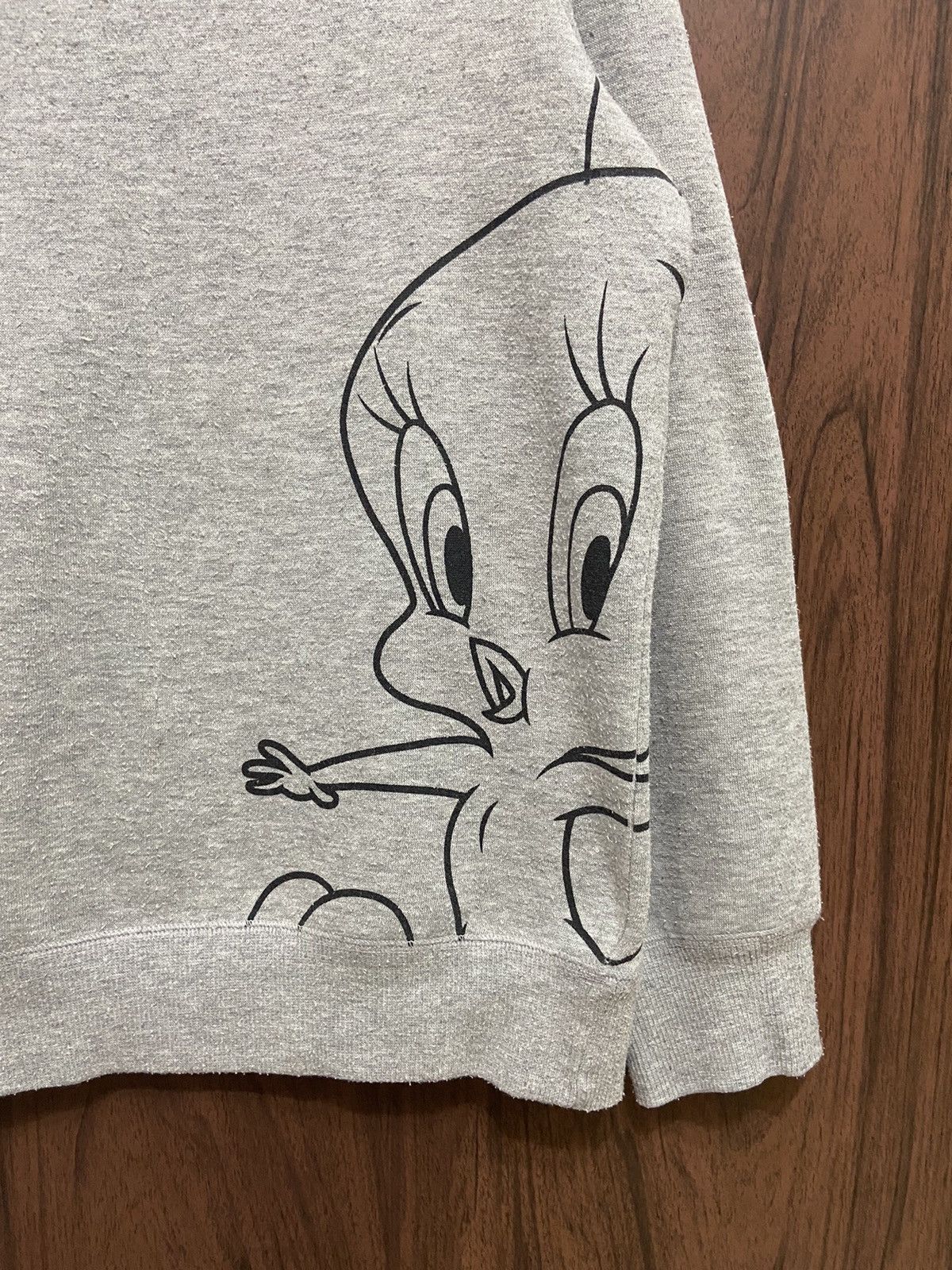 Cartoon Network Vintage Tweety Looney Tunes sweatshirt big cartoon size L Size US L / EU 52-54 / 3 - 5 Thumbnail