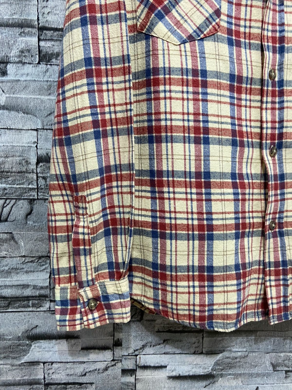Japanese Brand Vintage Smith’s Flannel double pocket plaid size L fit M Size US M / EU 48-50 / 2 - 5 Thumbnail