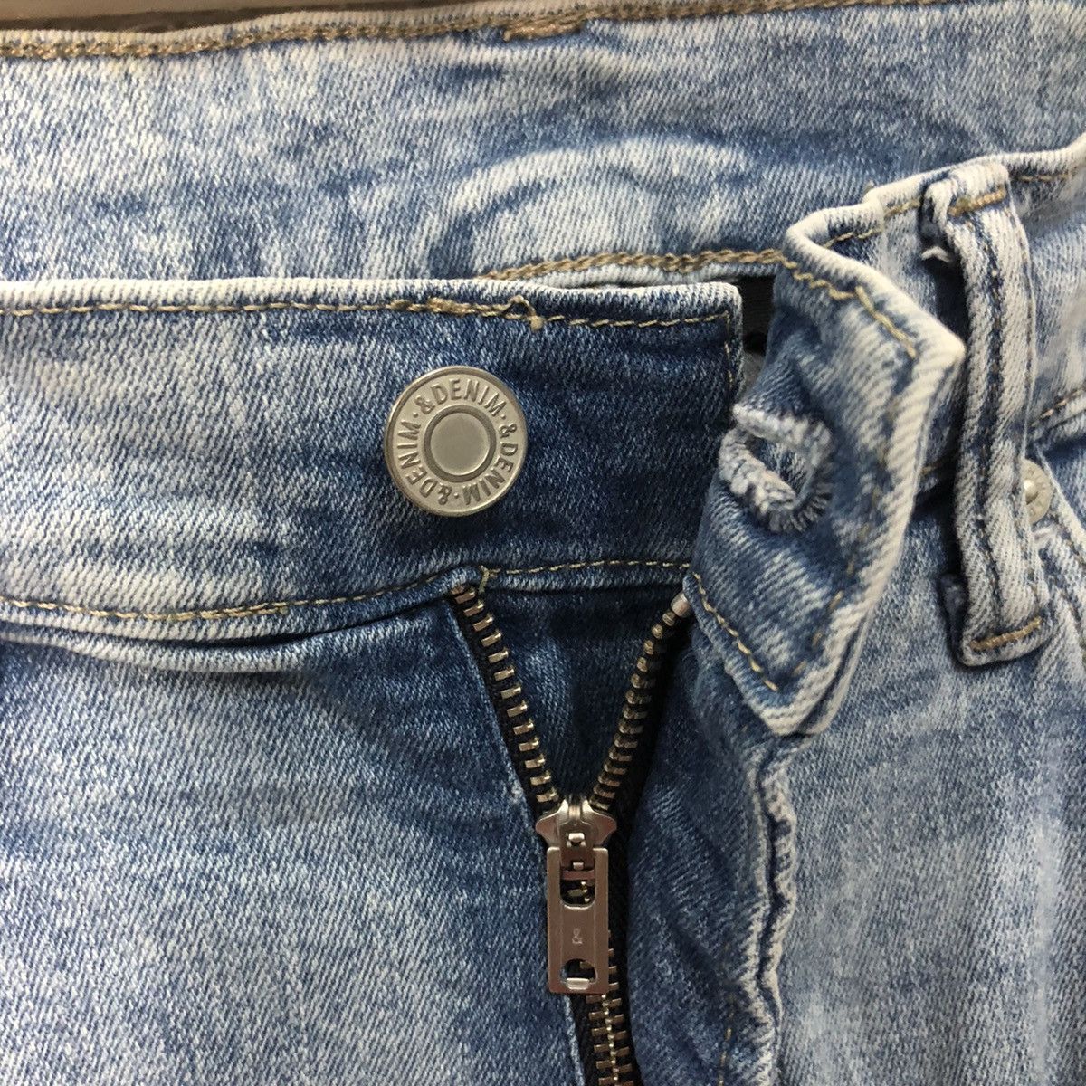 H&M Vintage H&M Jeans Bluewash Skinny Distressed Denim Pants W30 Size US 30 / EU 46 - 8 Thumbnail