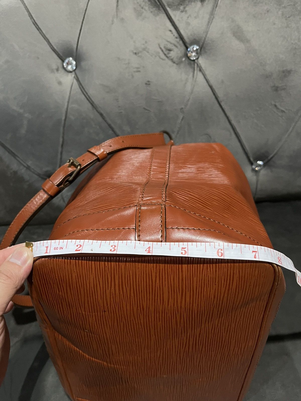 Louis Vuitton LOUIS VUITTON Noe Large Brown Kenyan Fawn Epi Leather Size ONE SIZE - 23 Thumbnail
