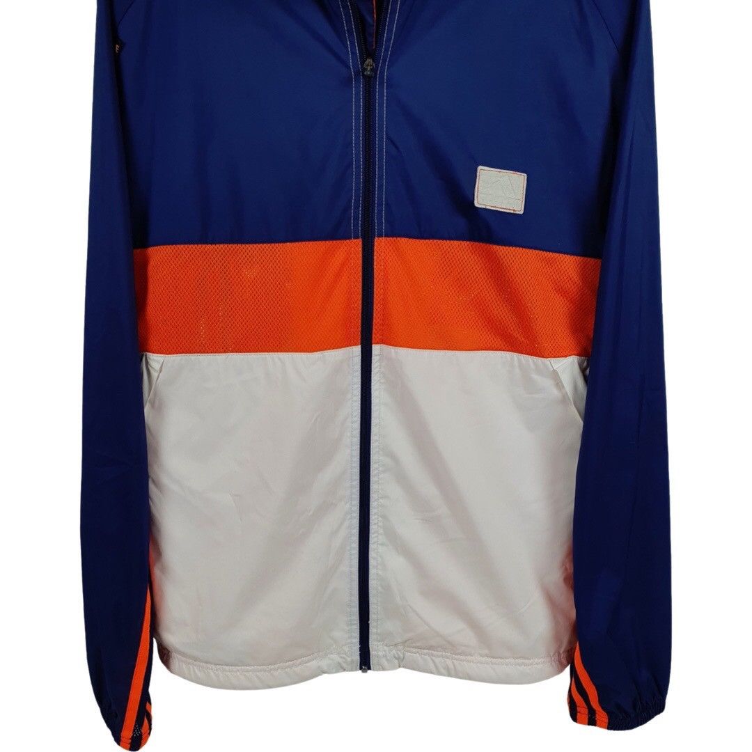 Adidas × Vintage Vintage Adidas Light Jacket Big Logo Back Size US XL / EU 56 / 4 - 6 Thumbnail