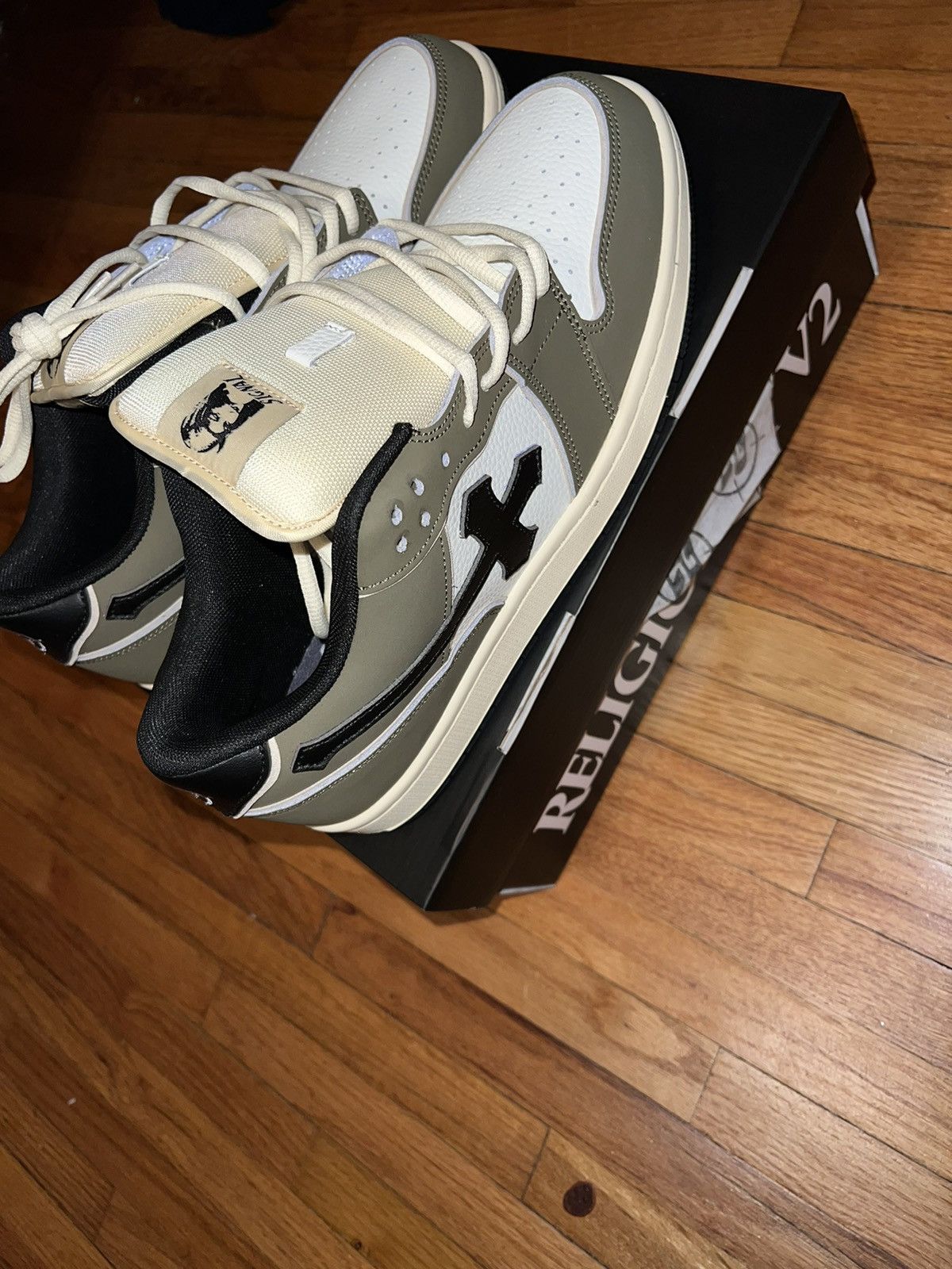 Other Signal Crash Religion 01 V2 Size US 10.5 / EU 43-44 - 2 Thumbnail