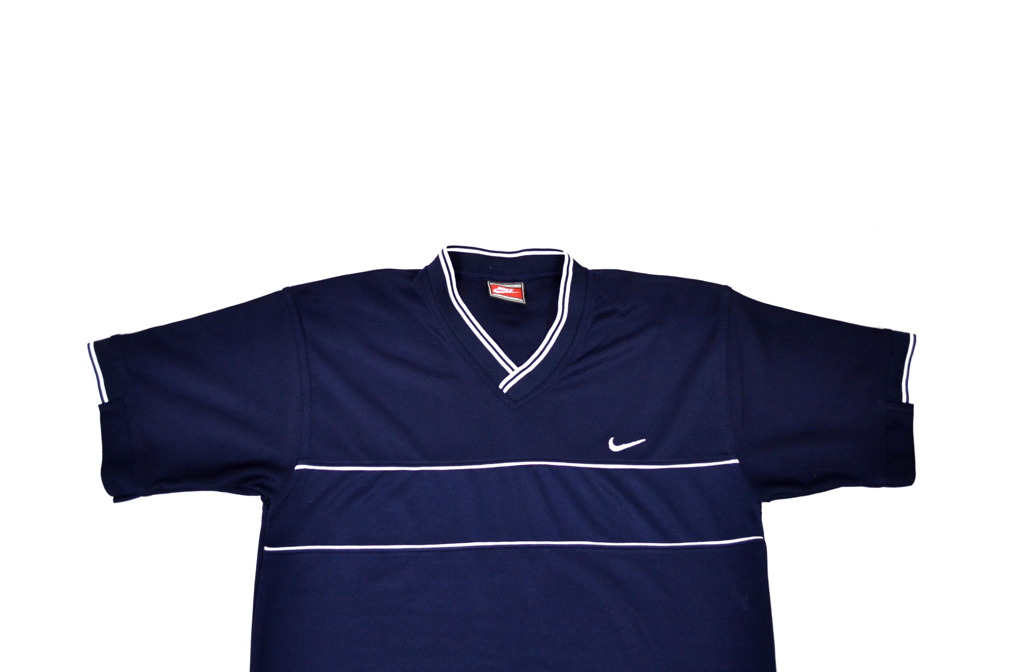 Nike × Vintage Vintage Nike Team Sports T-shirt Size US M / EU 48-50 / 2 - 7 Thumbnail