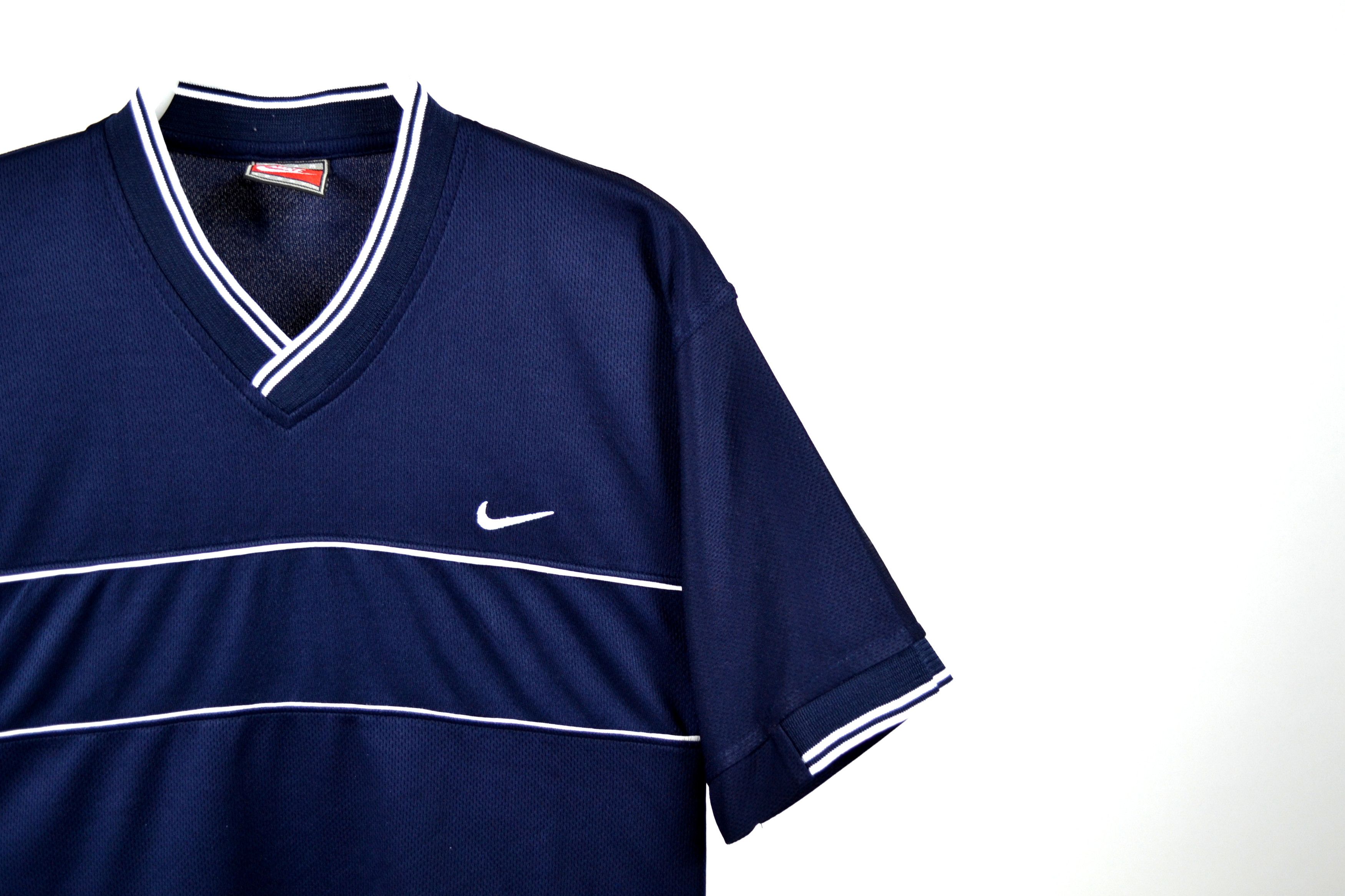 Nike × Vintage Vintage Nike Team Sports T-shirt Size US M / EU 48-50 / 2 - 3 Thumbnail
