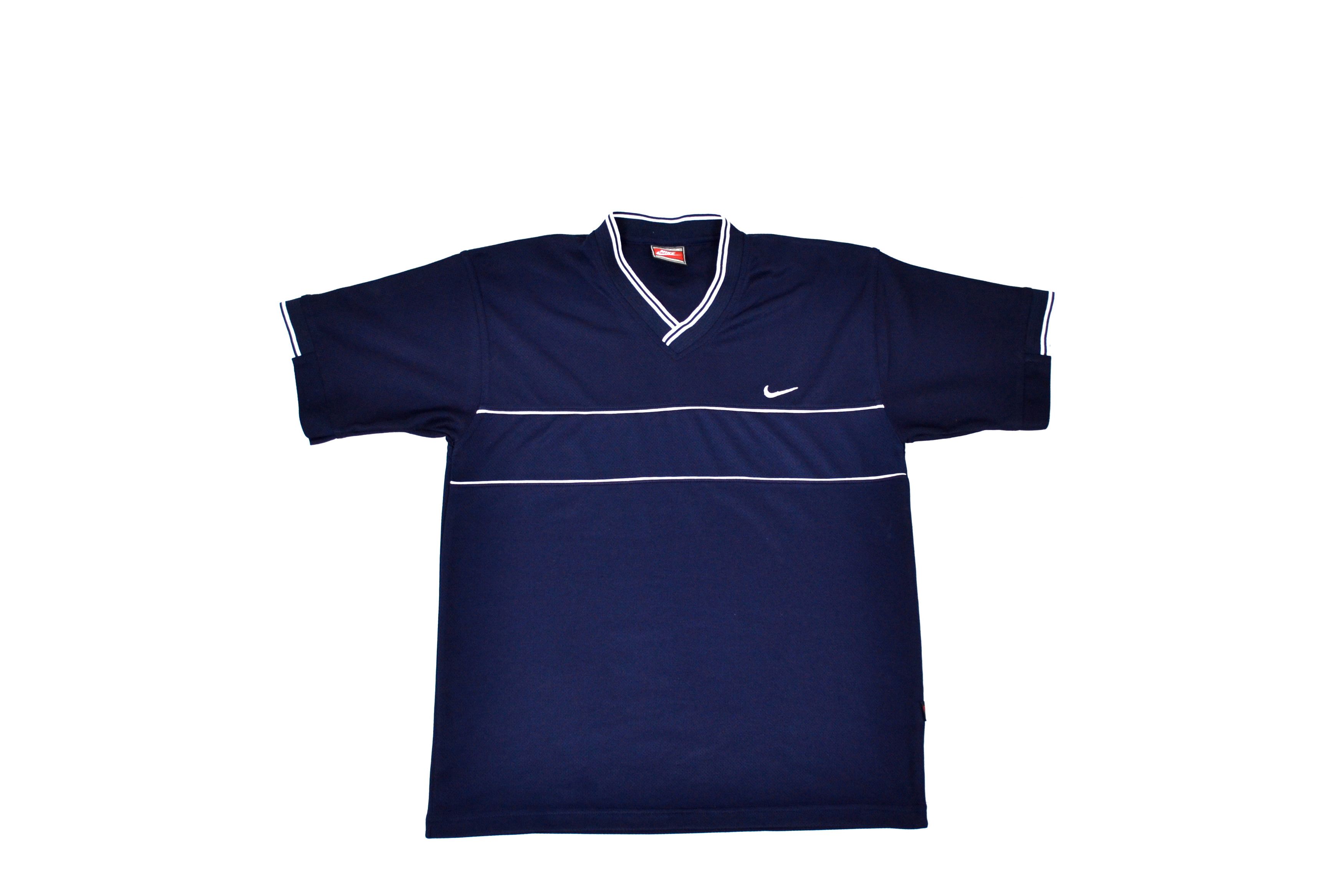 Nike × Vintage Vintage Nike Team Sports T-shirt Size US M / EU 48-50 / 2 - 6 Thumbnail