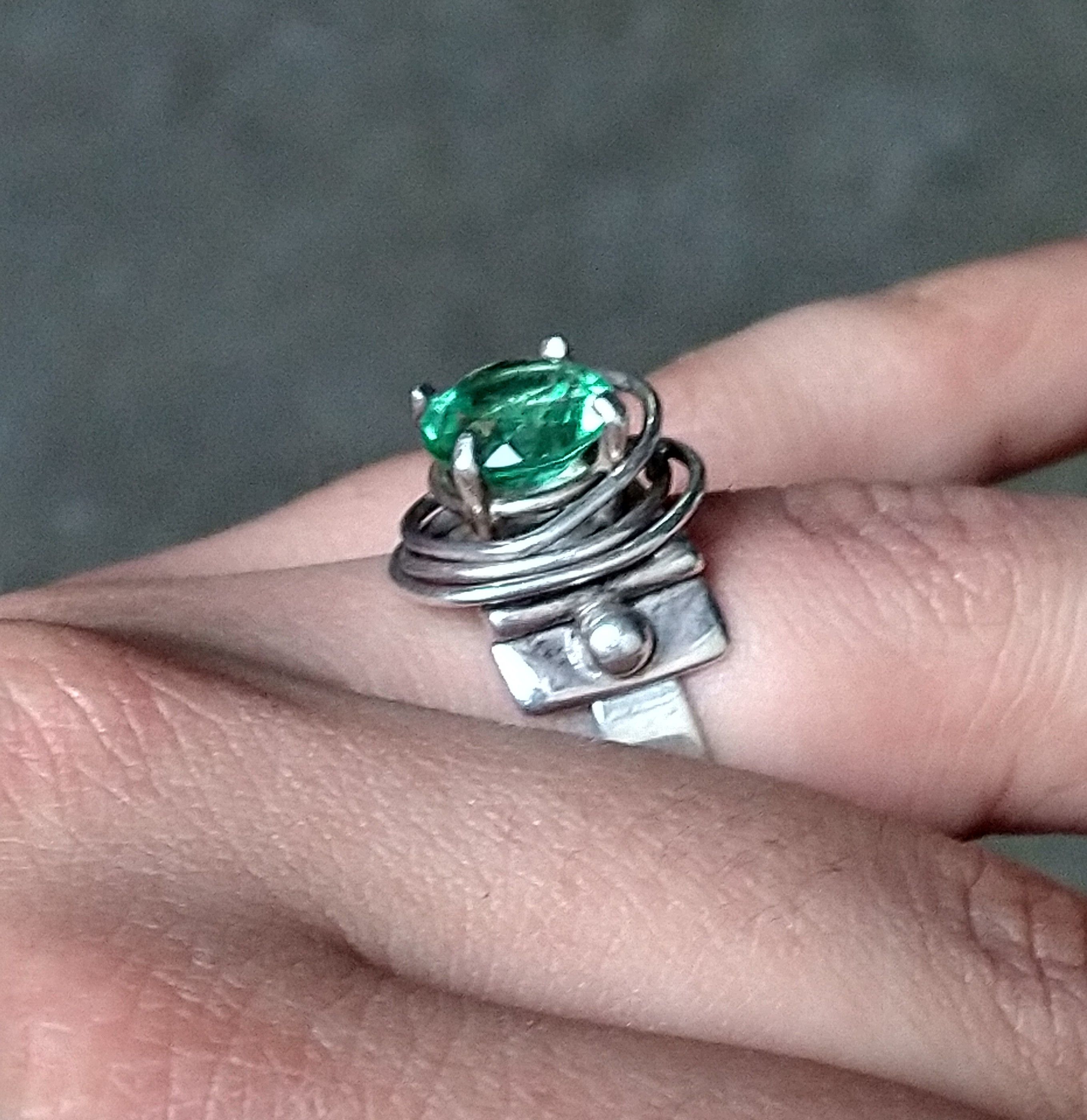Jewelry × Sterling Silver Sterling Silver Ring Size 8 Green Glass Modern Steampunk Size ONE SIZE - 13 Thumbnail