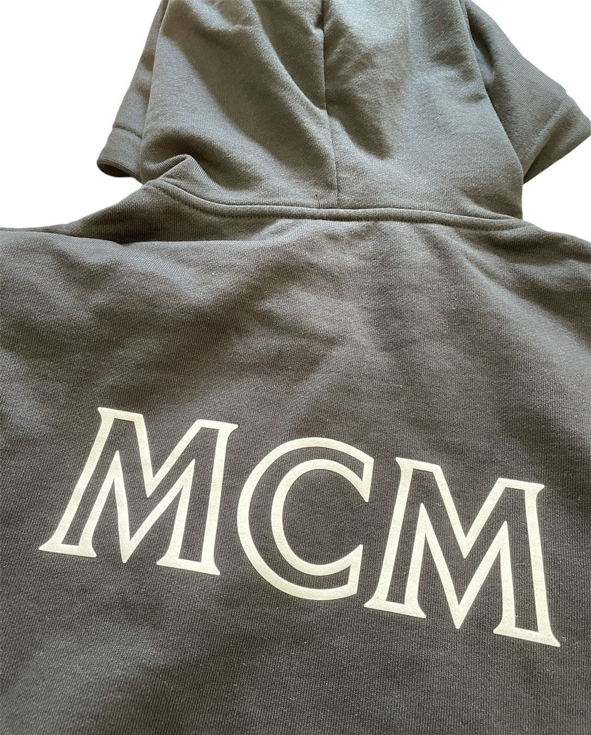 MCM 🔥Brand New🔥Logo Hoodie Size US M / EU 48-50 / 2 - 7 Thumbnail