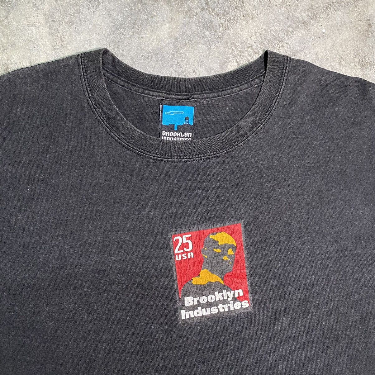 Vintage 💥RARE!💥 BROOKLYN INDUSTRIES CENTRE BOX LOGO STREETWEAR TEE Size US XL / EU 56 / 4 - 2 Thumbnail