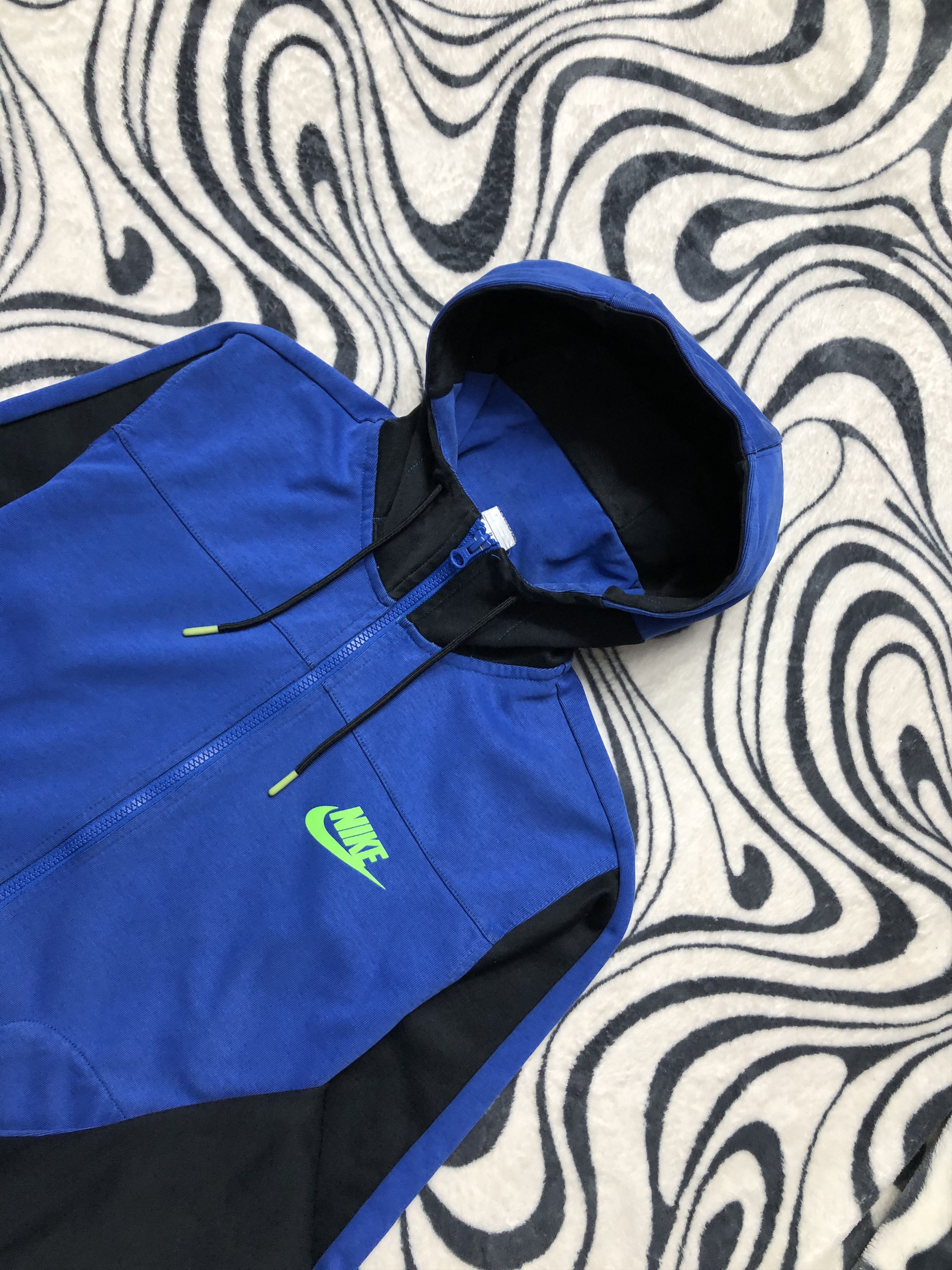 Nike Nike Vintage Mens Zip Hoodie Y2K Size US M / EU 48-50 / 2 - 2 Thumbnail