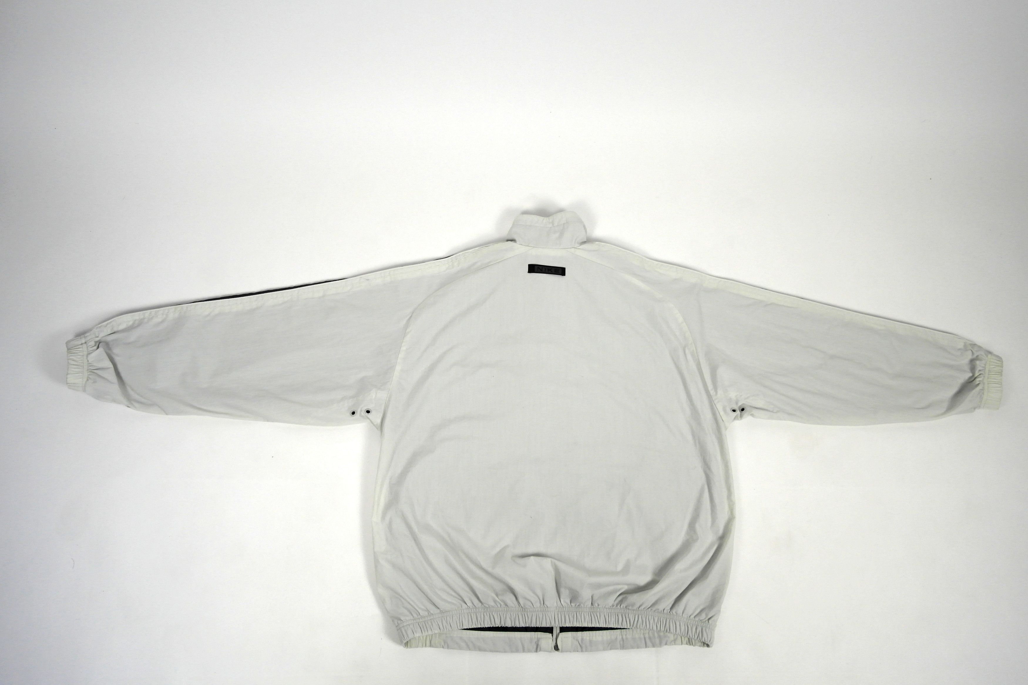 Nike × Vintage Vintage Nike Light Jacket Size US M / EU 48-50 / 2 - 17 Thumbnail