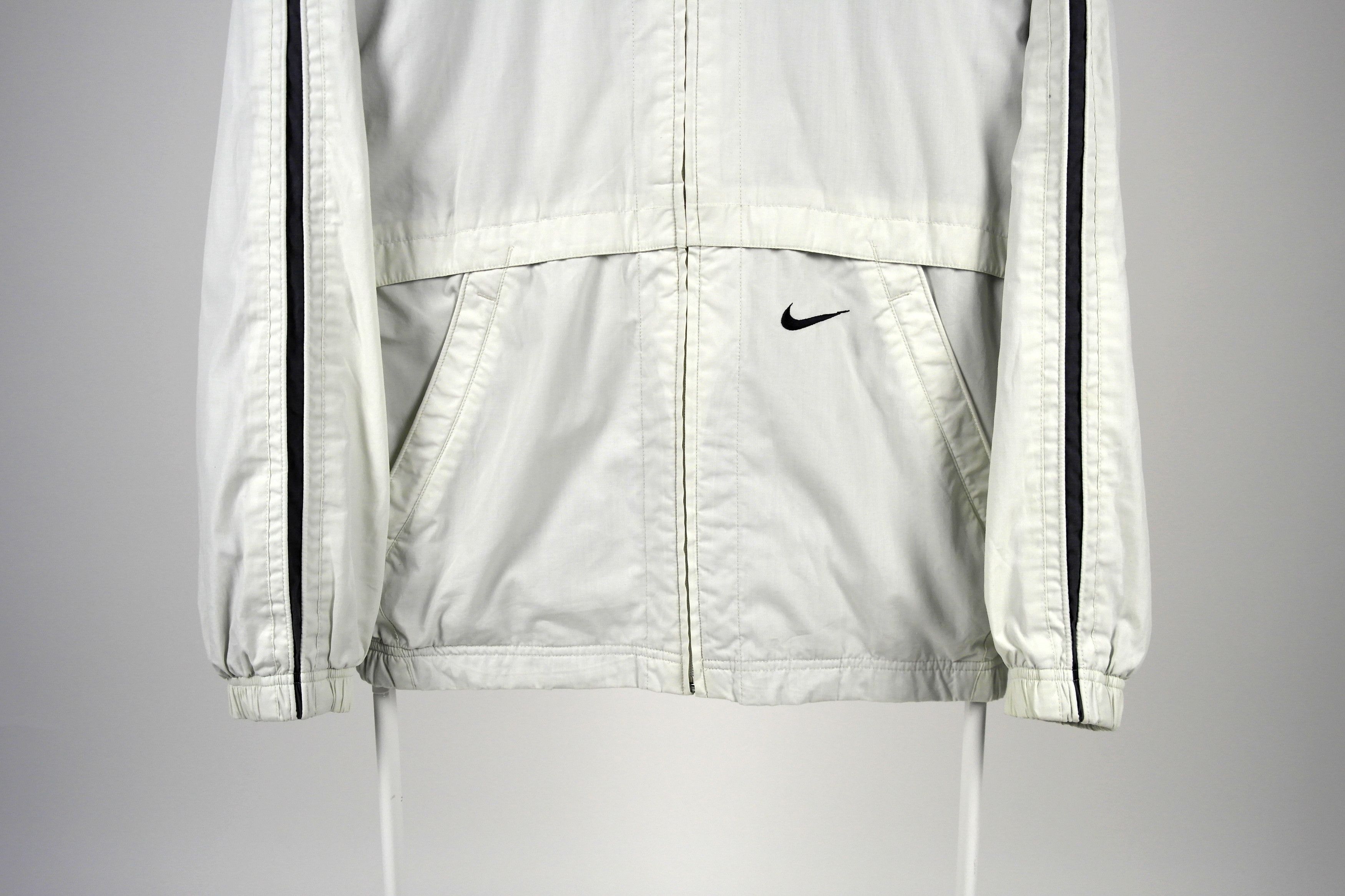 Nike × Vintage Vintage Nike Light Jacket Size US M / EU 48-50 / 2 - 3 Thumbnail