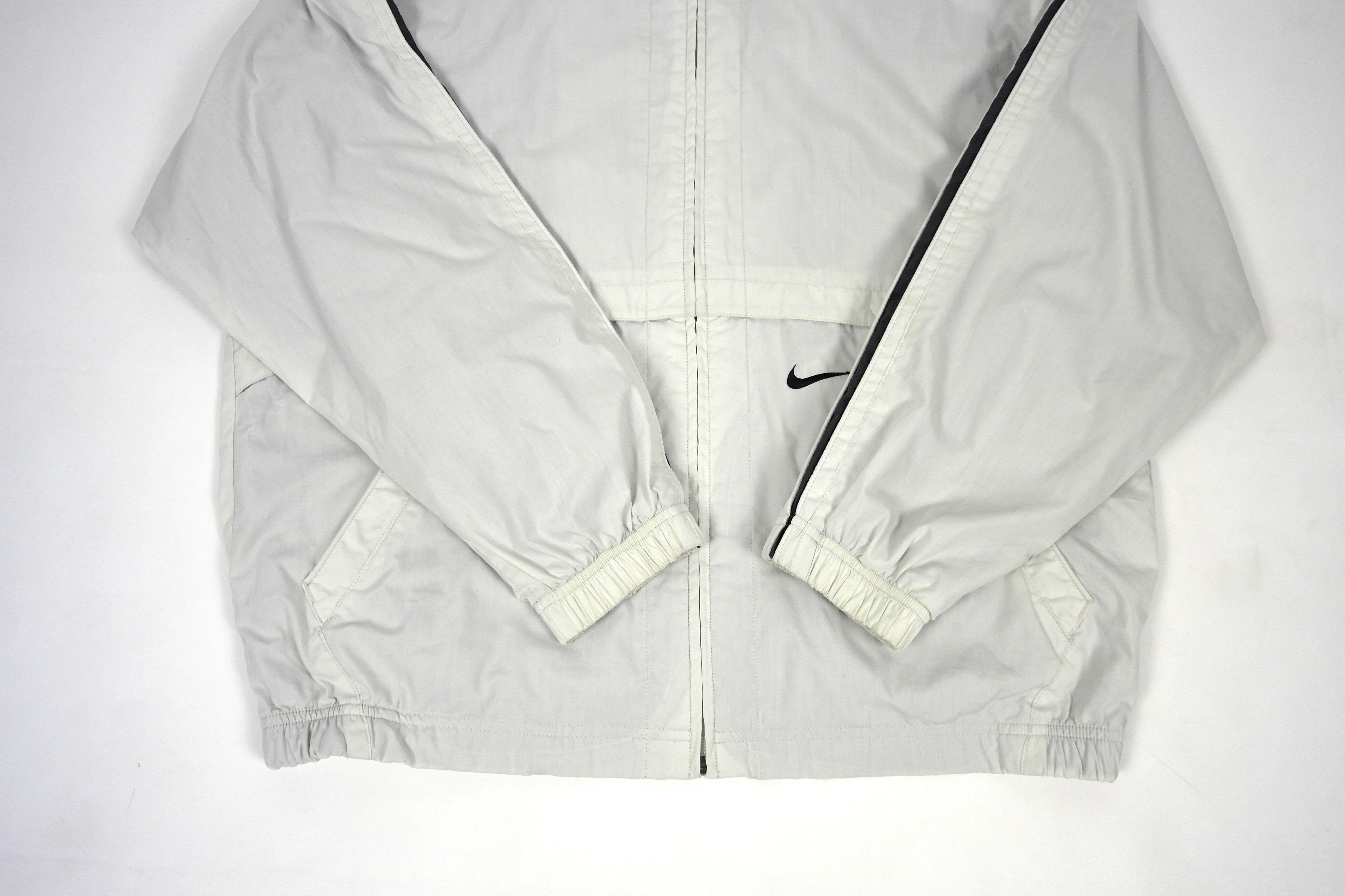 Nike × Vintage Vintage Nike Light Jacket Size US M / EU 48-50 / 2 - 9 Thumbnail