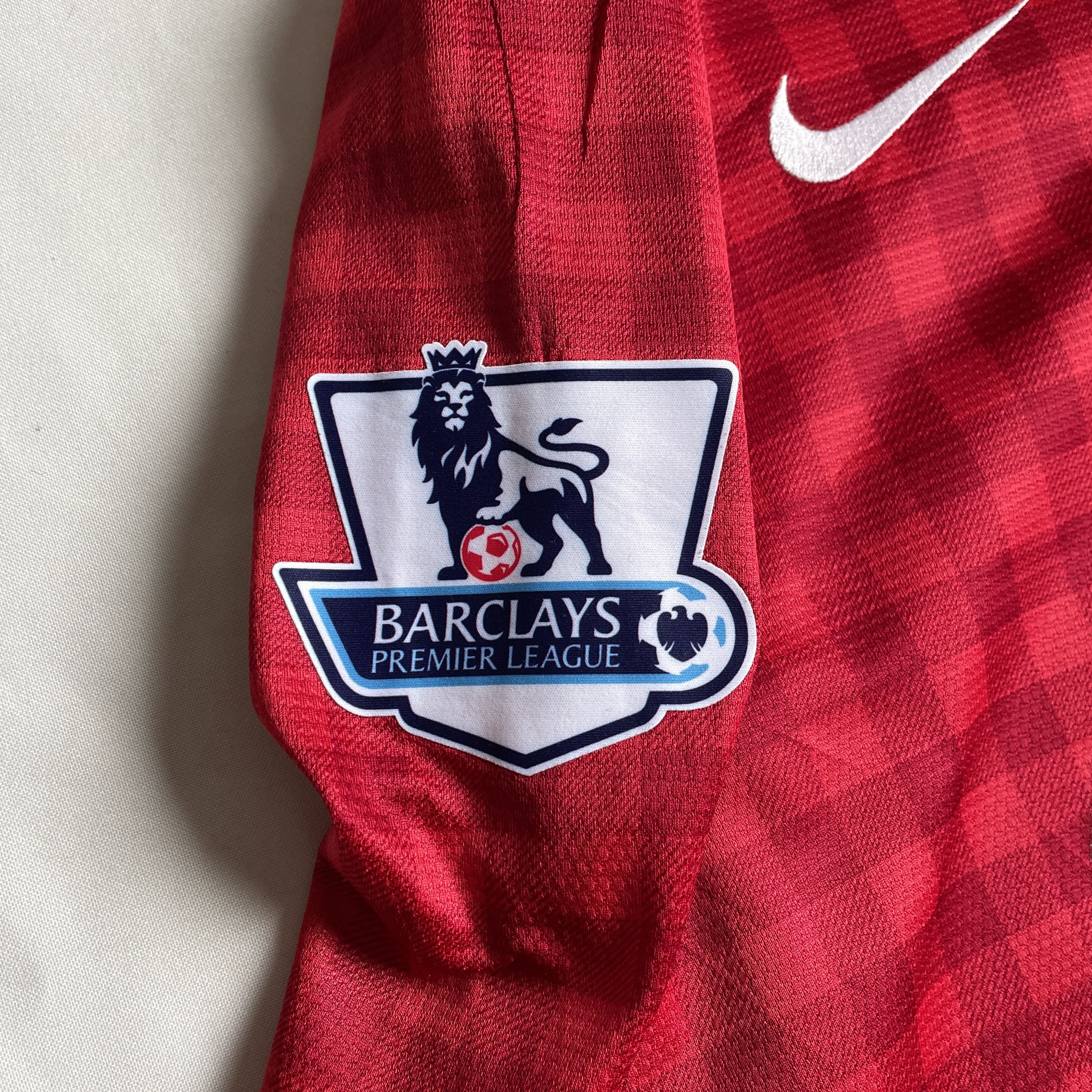 Nike F.C. Manchester United 2012-13 Home L/S Jersey Size S Size US S / EU 44-46 / 1 - 7 Thumbnail