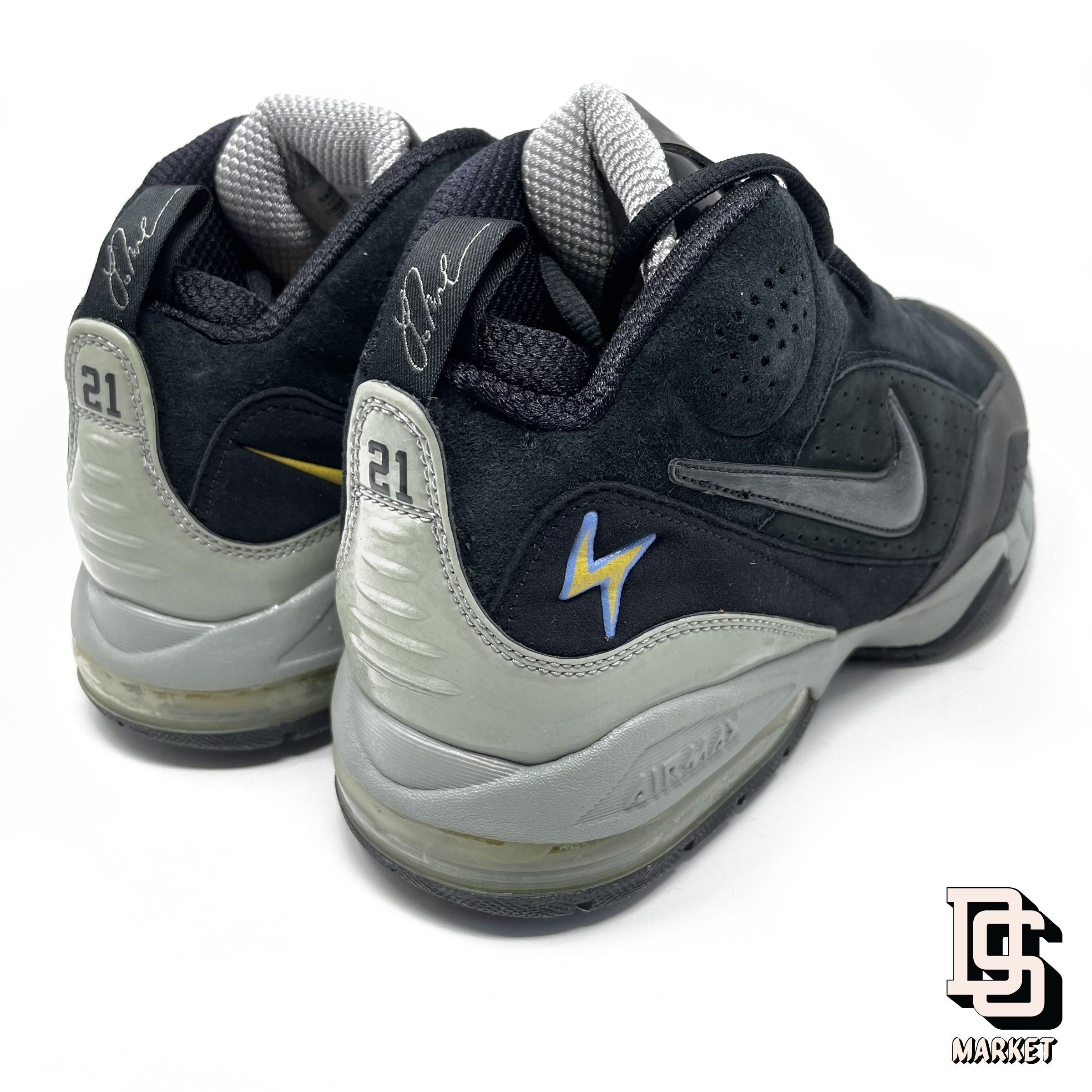 Nike NIKE AIR MAX LT21 LADAINIAN TOMLINSON SAN DIEGO LA CHARGERS Size US 9 / EU 42 - 3 Thumbnail