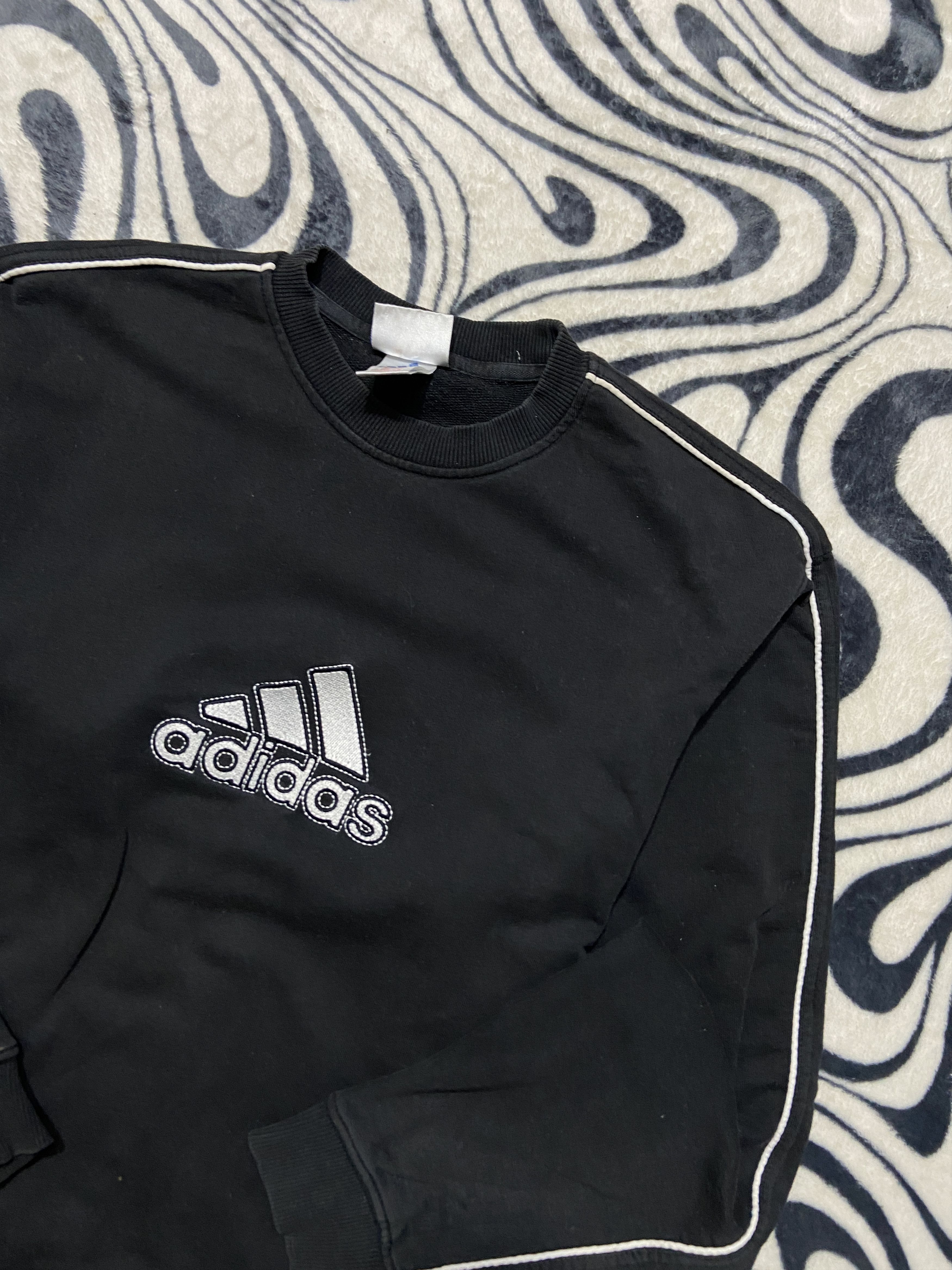 Adidas × Vintage Adidas Vintage Mens Distressed Sweatshirt Size US L / EU 52-54 / 3 - 2 Thumbnail