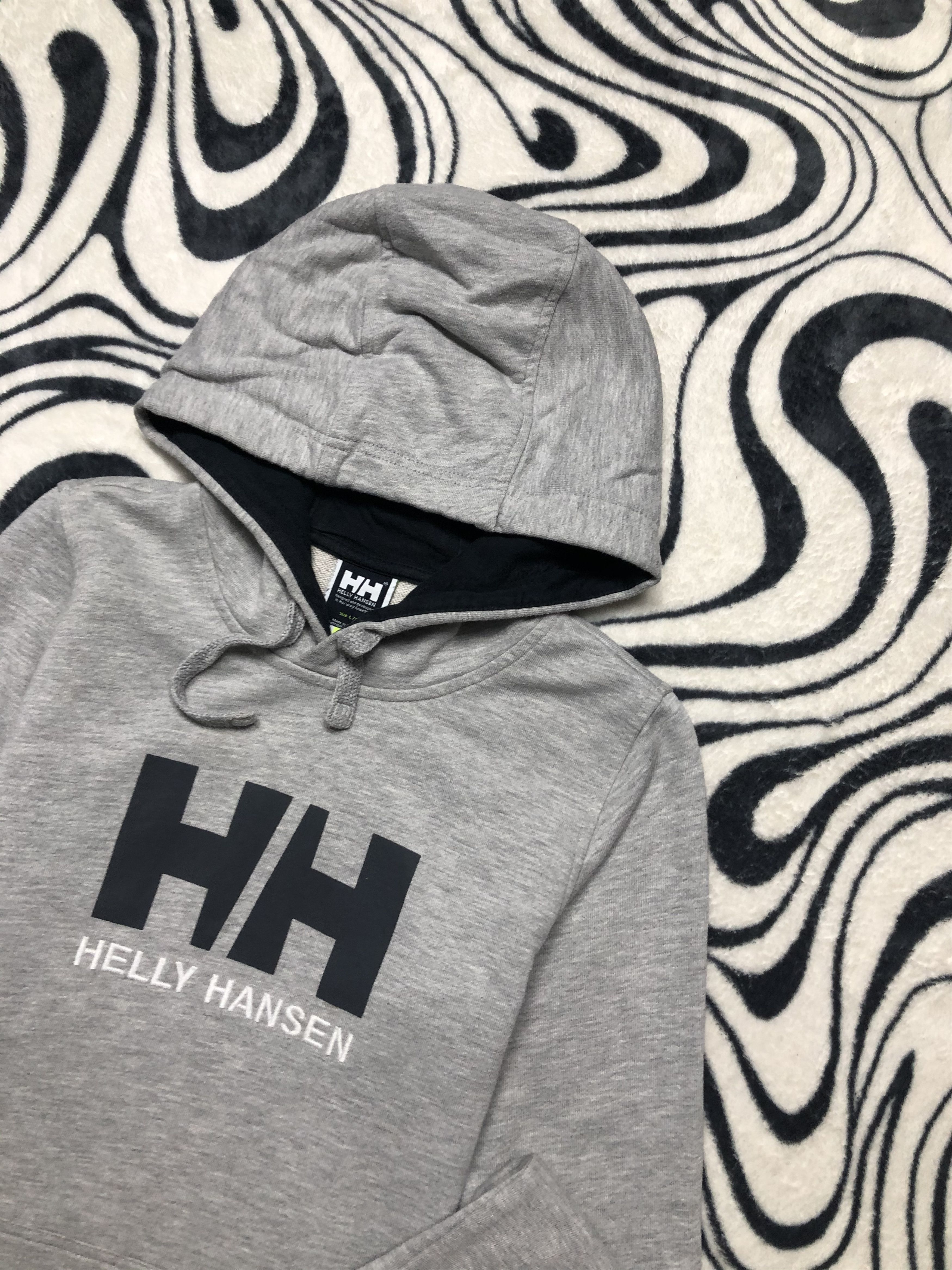 Helly Hansen Helly Hansen Vintage Mens Logo Hoodie Size US L / EU 52-54 / 3 - 2 Thumbnail