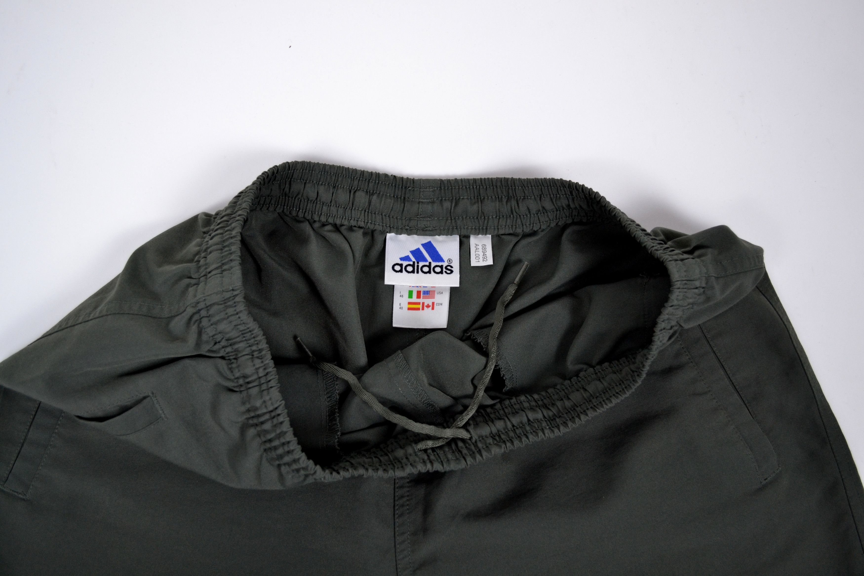 Adidas × Vintage Vintage Adidas Shorts Size US 30 / EU 46 - 3 Thumbnail
