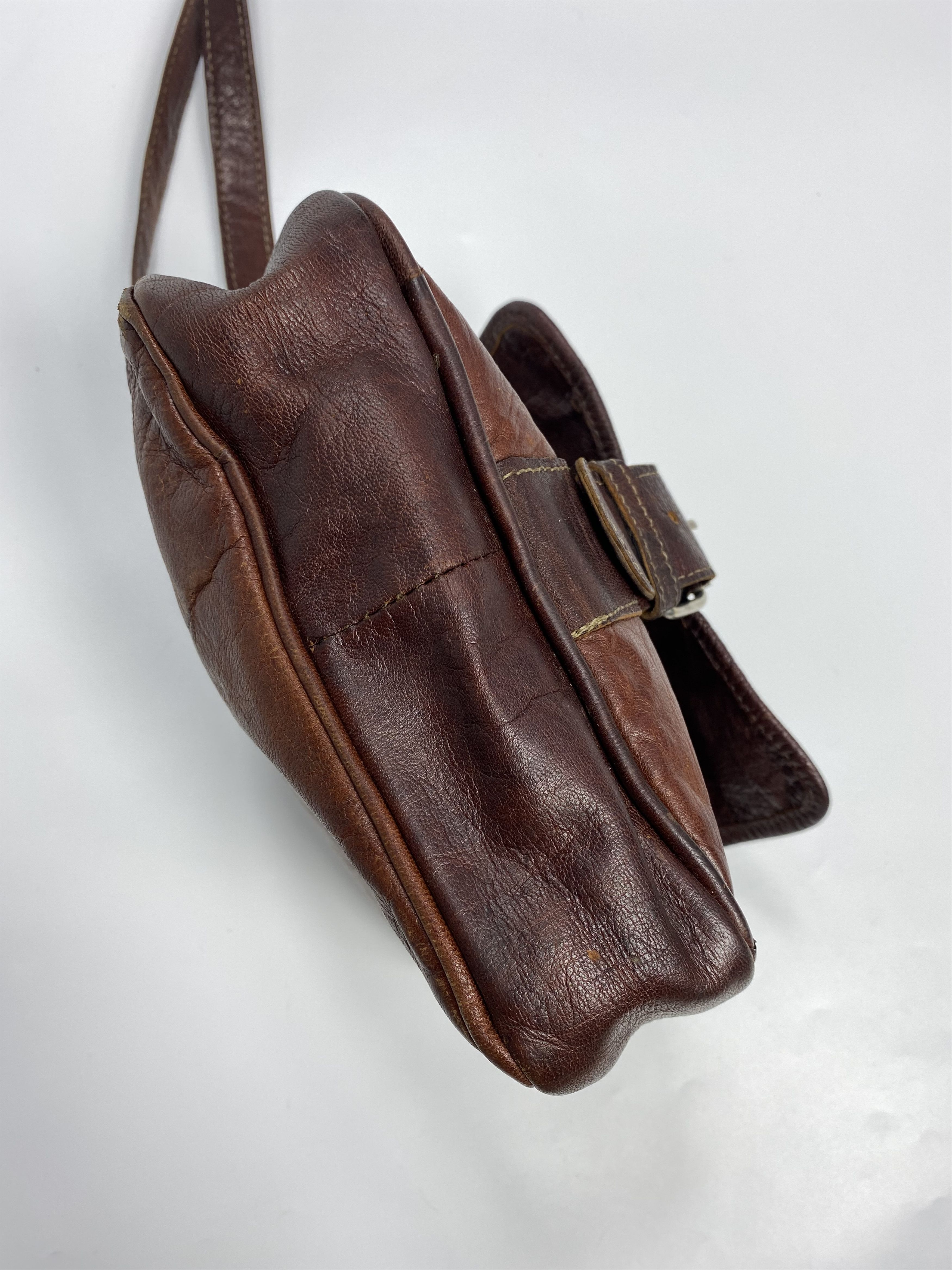 Cowboy Equipment × Genuine Leather × Vintage Unbranded 80s-90s Vintage Leather Shoulder Crossbody Bag Size ONE SIZE - 9 Thumbnail