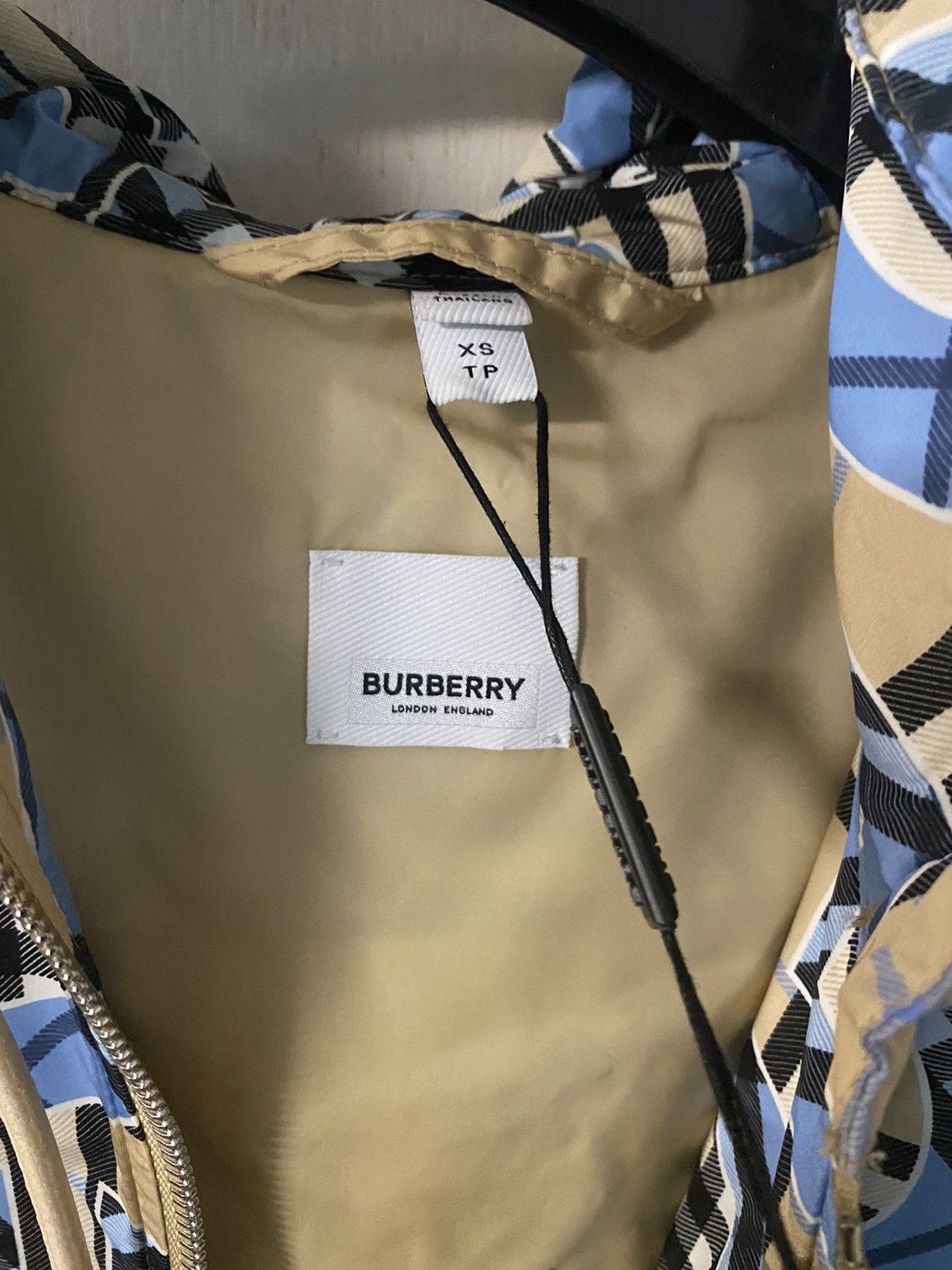 Burberry Burberry hooded jacket Size US XS / EU 42 / 0 - 7 Thumbnail