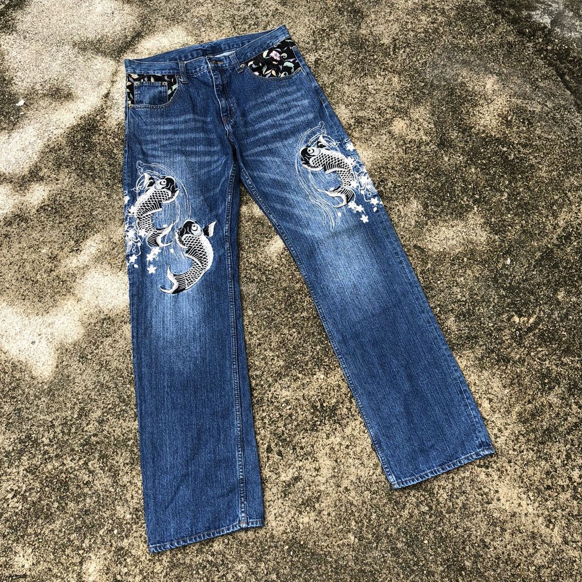 Japanese Brand × Vintage 🔥Sick🔥🇯🇵Unbrand Motive Embroidery Koi Sukajan Styles Jeans Size US 32 / EU 48 - 1 Thumbnail