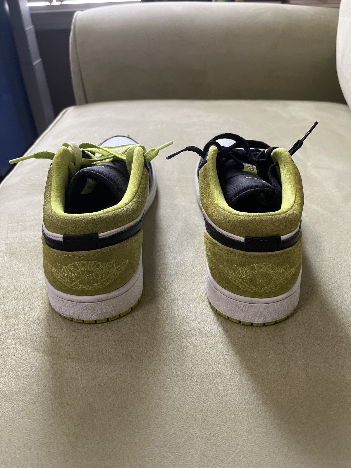 Jordan Brand Jordan 1 Low “Black Cyber” Size US 9 / EU 42 - 5 Thumbnail