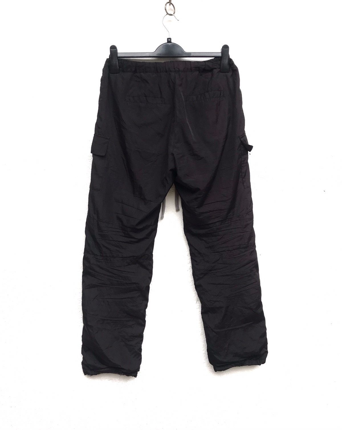 GU × Japanese Brand 🔥Gu Brand Cargo Track Pants Size US 26 / EU 42 - 2 Thumbnail