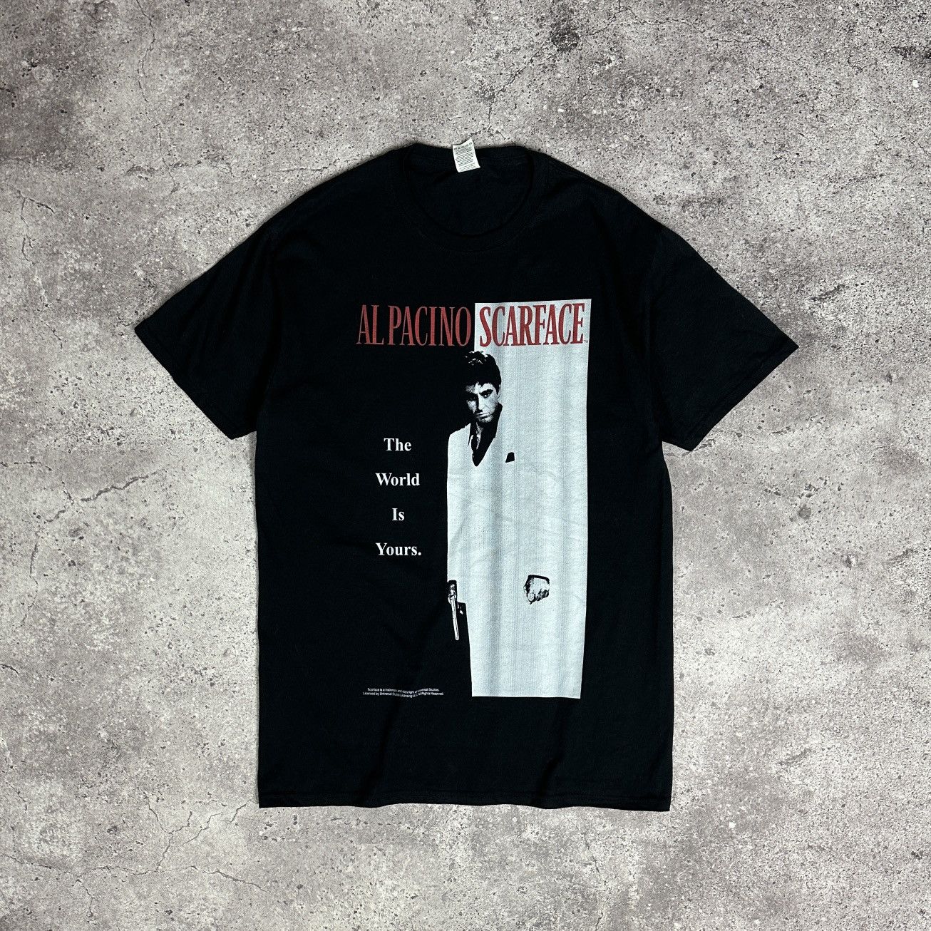 Vintage Vintage Y2K Alpacino Scarface The World is Yours tee Movie Size US M / EU 48-50 / 2 - 1 Thumbnail