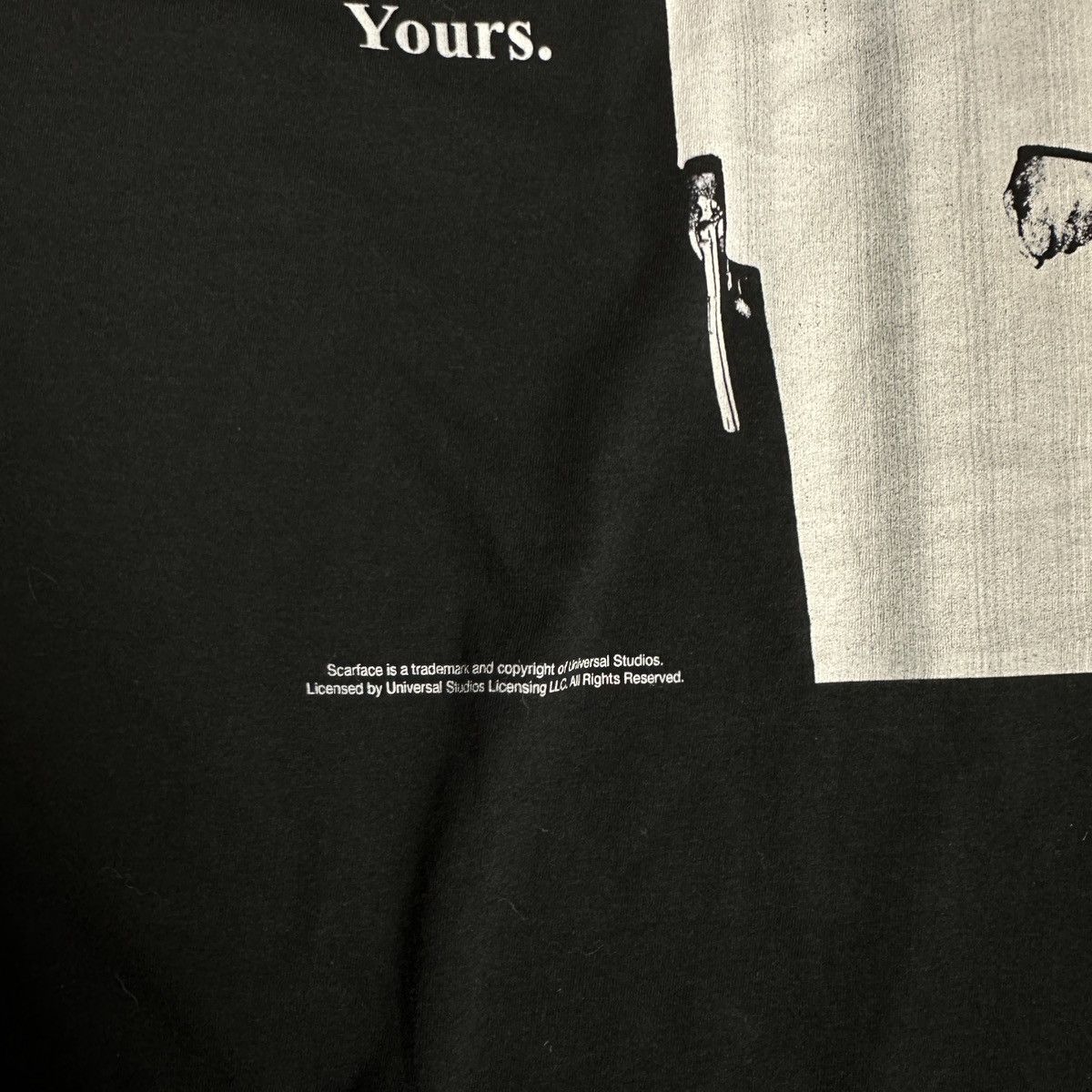 Vintage Vintage Y2K Alpacino Scarface The World is Yours tee Movie Size US M / EU 48-50 / 2 - 5 Thumbnail