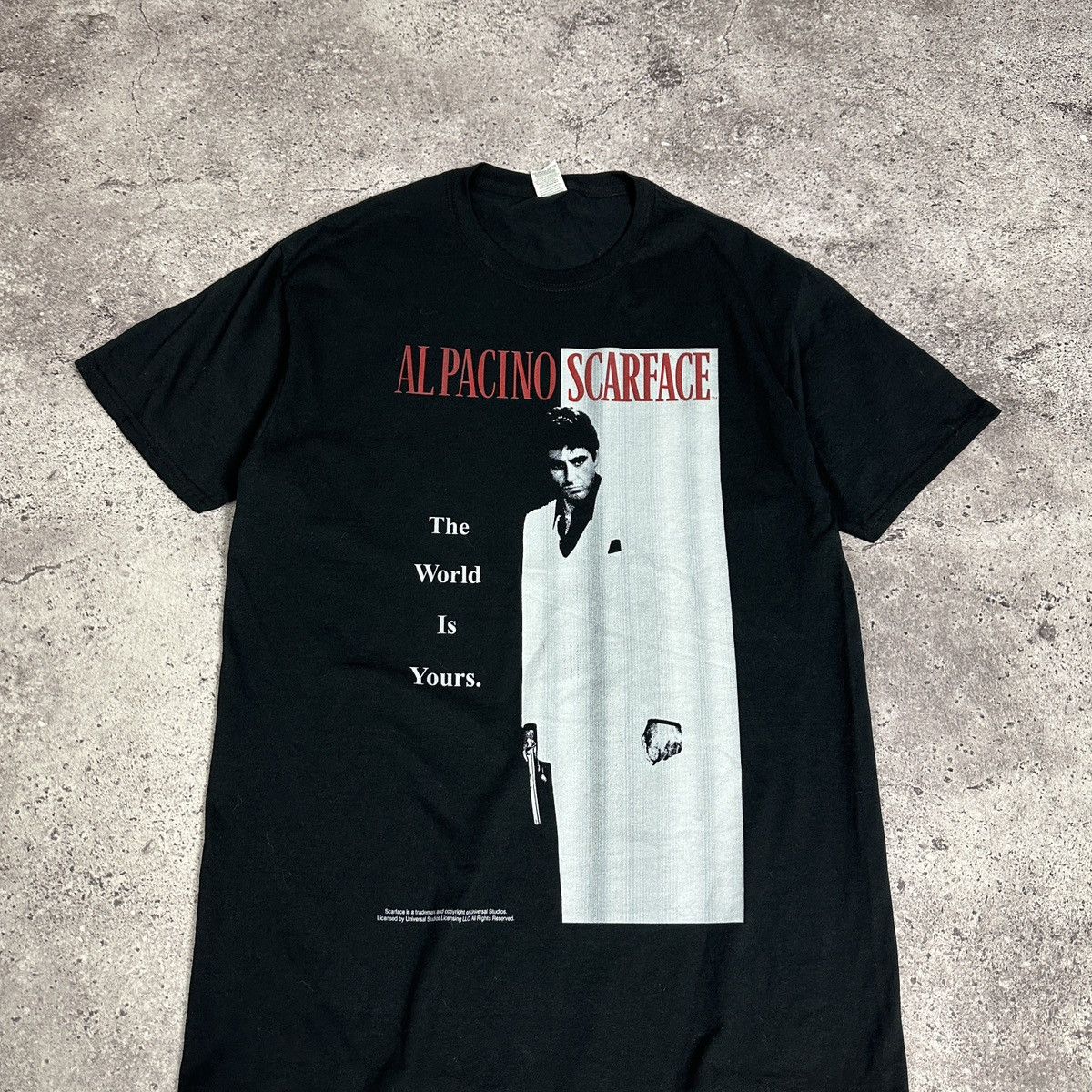 Vintage Vintage Y2K Alpacino Scarface The World is Yours tee Movie Size US M / EU 48-50 / 2 - 2 Thumbnail