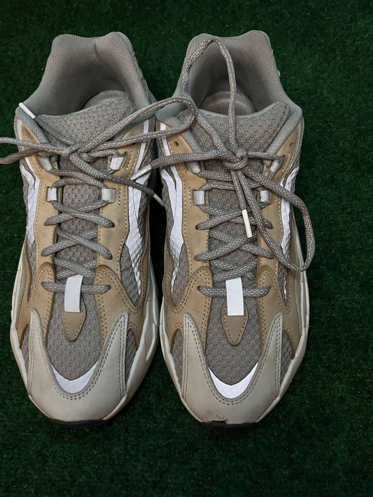 yeezy 700 cream retail