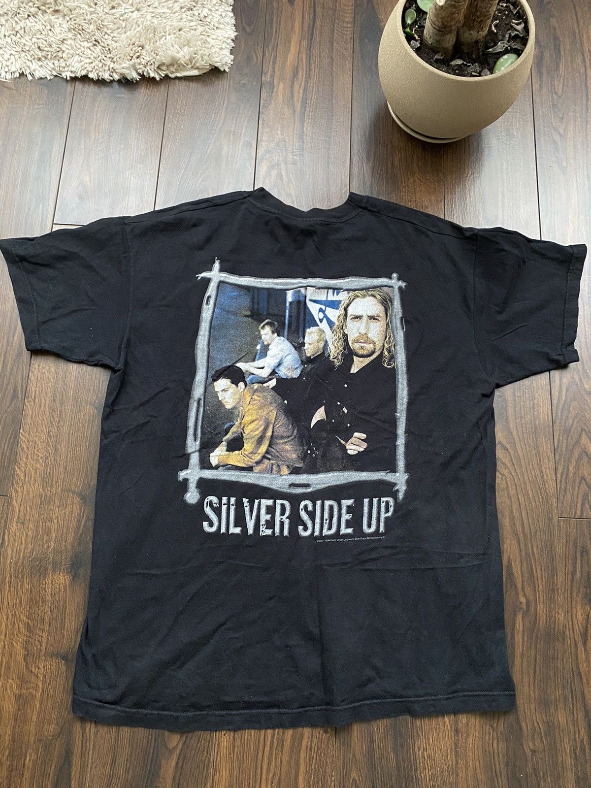 Band Tees Vintage 2001 Nickelback Silver Side Up Promo Band T-shirt Size US XL / EU 56 / 4 - 2 Thumbnail