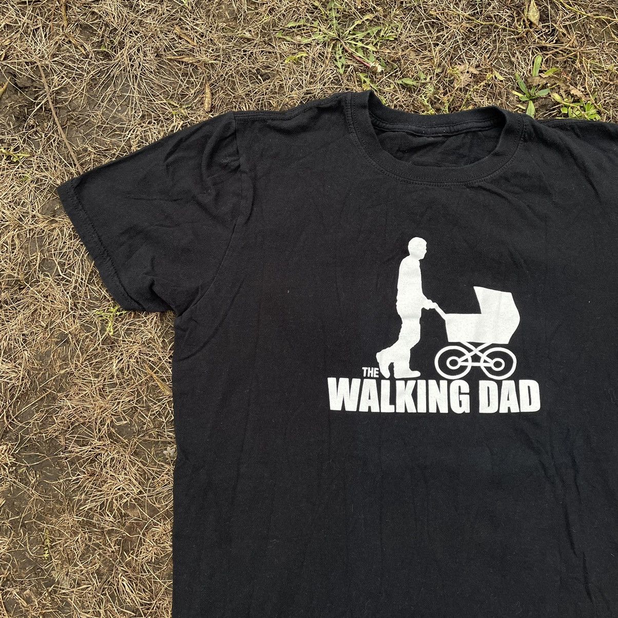 Vintage Y2K Vintage Walking Dad Graphic Tee Sarcasm Humor Streetwear Size US M / EU 48-50 / 2 - 4 Thumbnail
