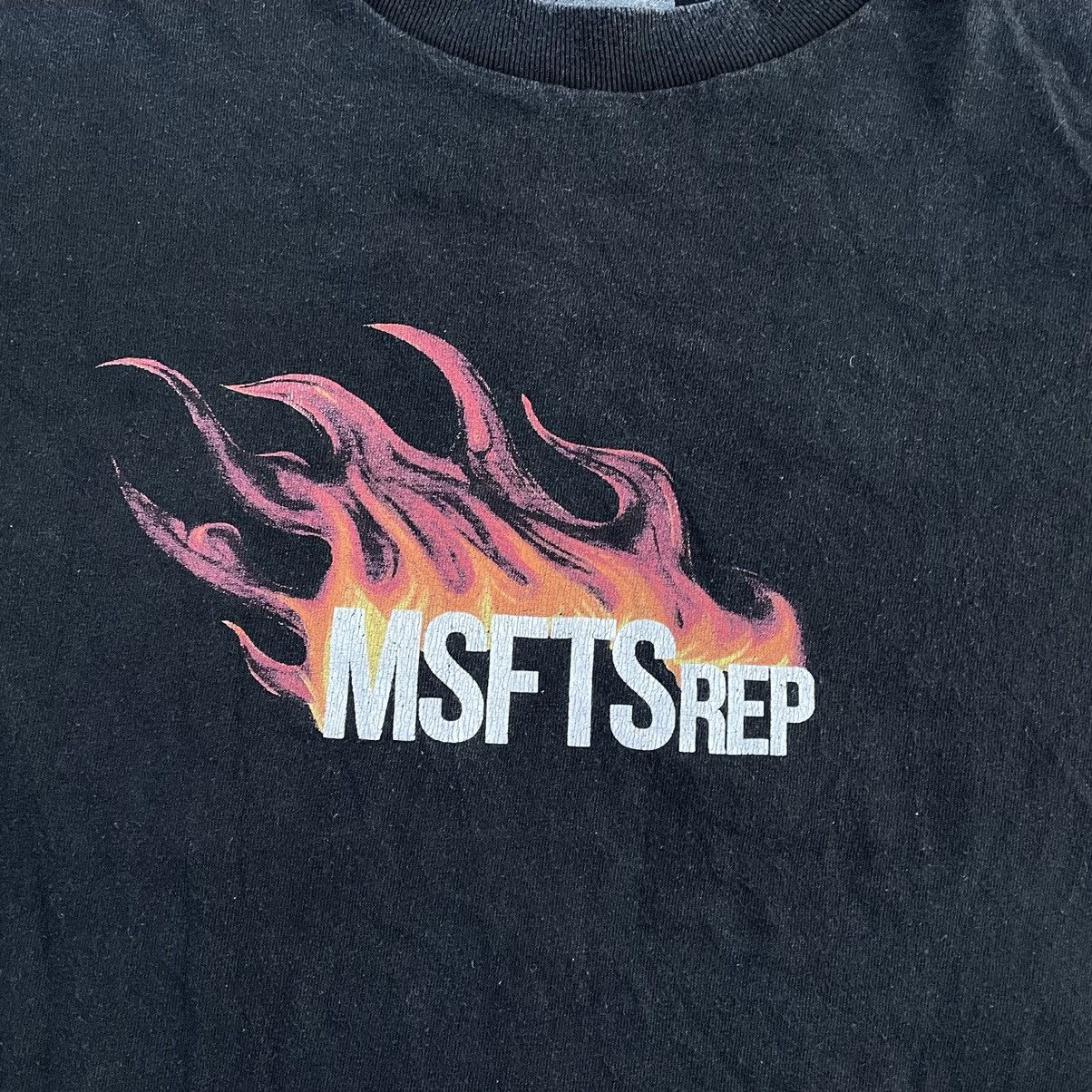 Vintage Vintage Y2K Faded “ Misfits Fire Logo Horror “ Homor Tee Size US L / EU 52-54 / 3 - 4 Thumbnail