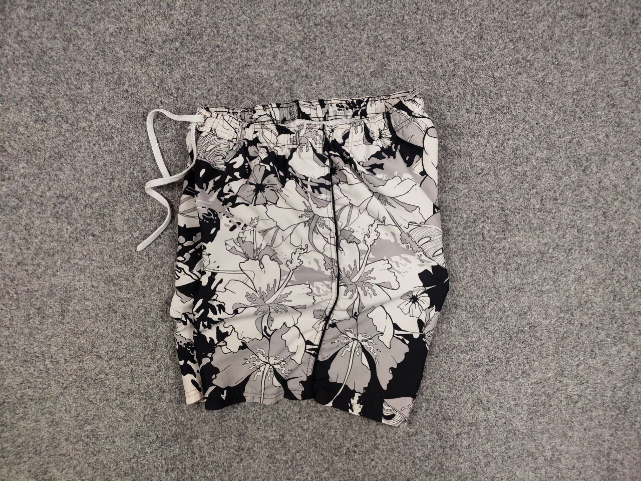 Nike Vintage 90's Nike Casual Polyester Multi logo Flowers Shorts Size US 36 / EU 52 - 9 Thumbnail