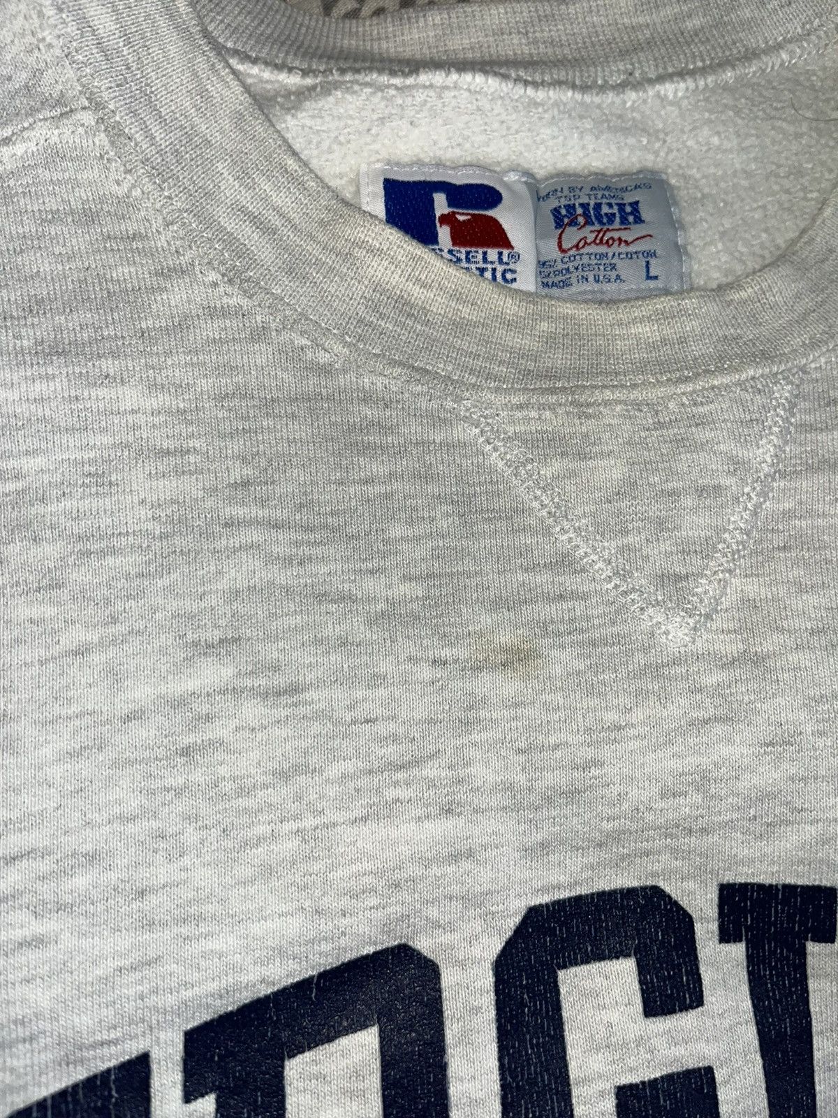 Russell Athletic × Vintage Vintage 90s Russell UVA Basketball Sweatshirt Size US L / EU 52-54 / 3 - 5 Thumbnail