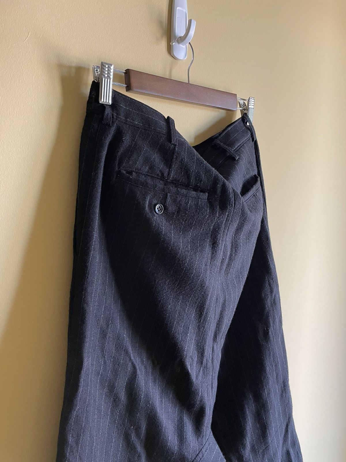 Comme des Garcons Black Wool cropped drop crotch wool trousers Size US 29 - 6 Thumbnail