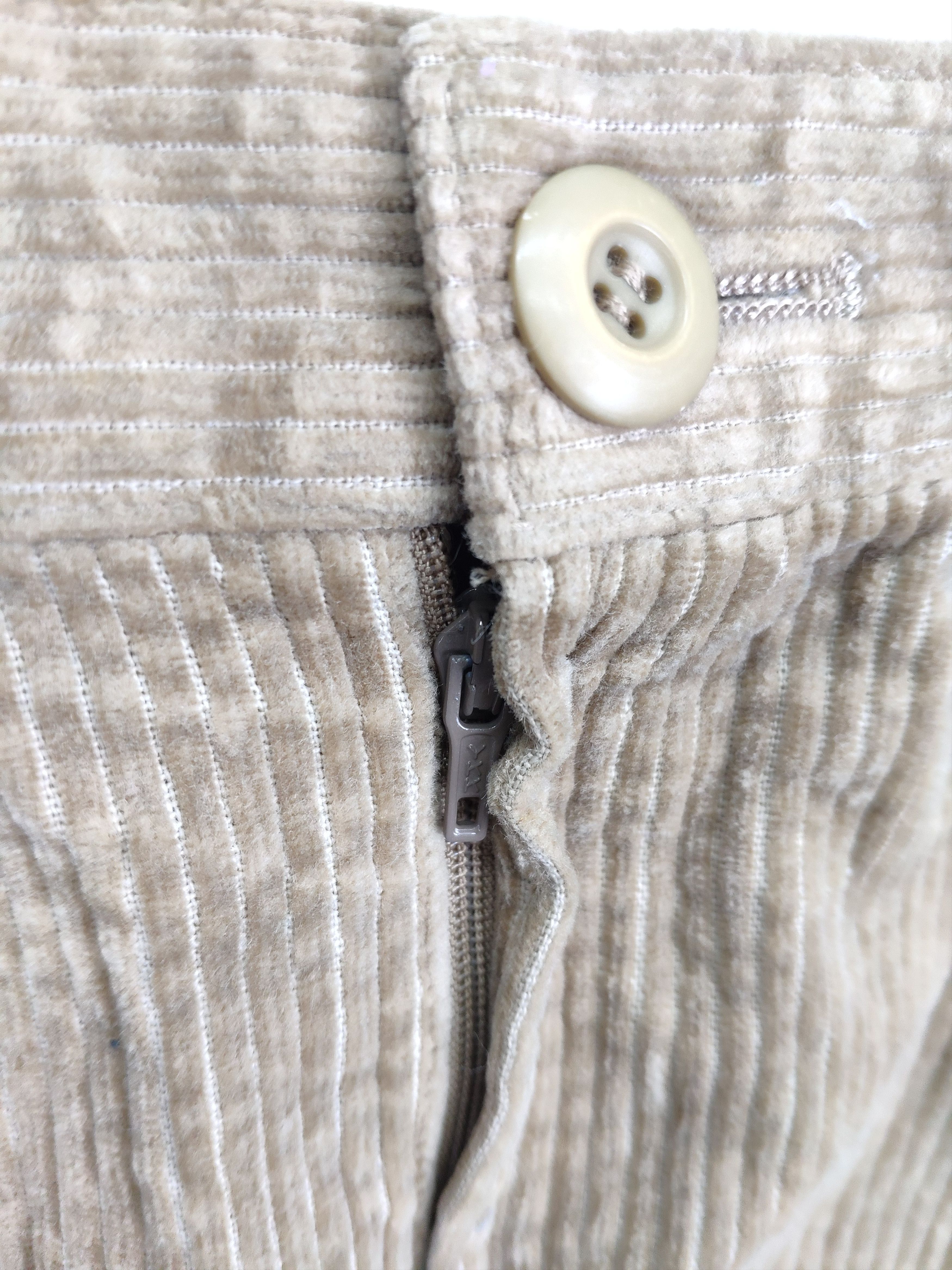 Issey Miyake × Tsumori Chisato Vintage Issey Miyake Corduroy Skirt Mini Size 24" / US 00 / IT 34 - 7 Thumbnail