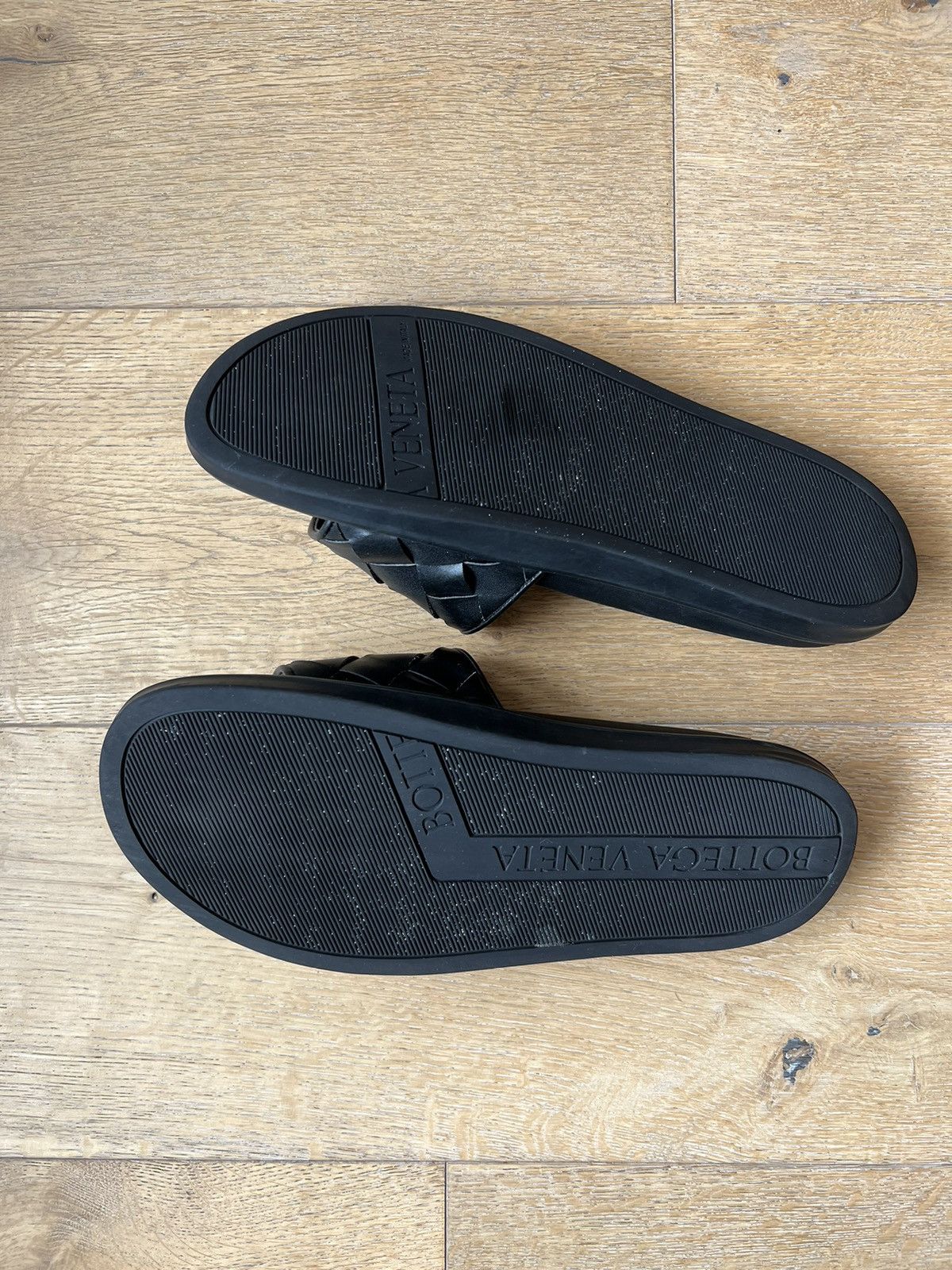 Bottega Veneta Bottega Veneta Intrecciato Leather Slides Size US 9 / EU 42 - 4 Thumbnail