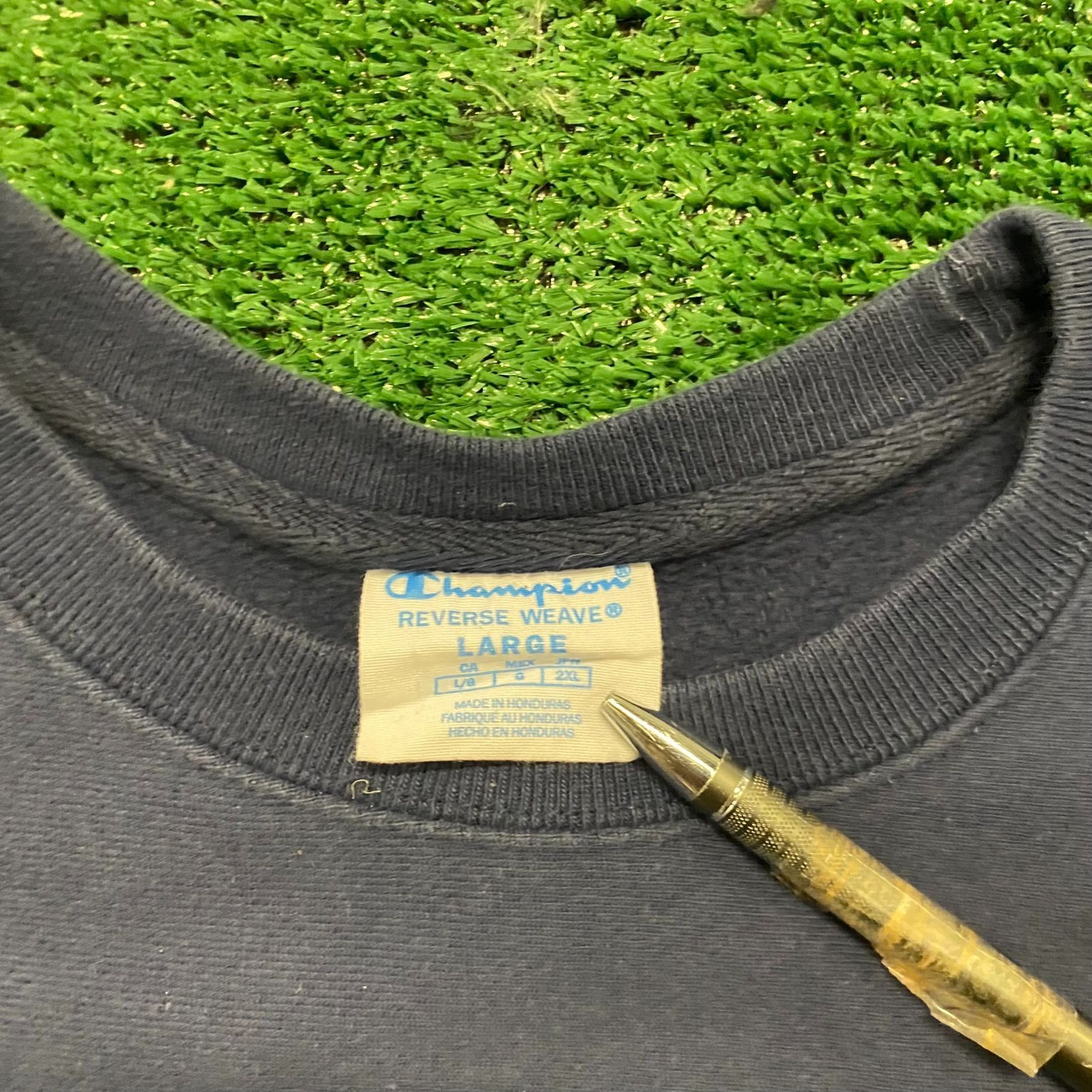 Champion Champion Reverse Weave Vintage Crewneck Sweatshirt Size US L / EU 52-54 / 3 - 3 Thumbnail